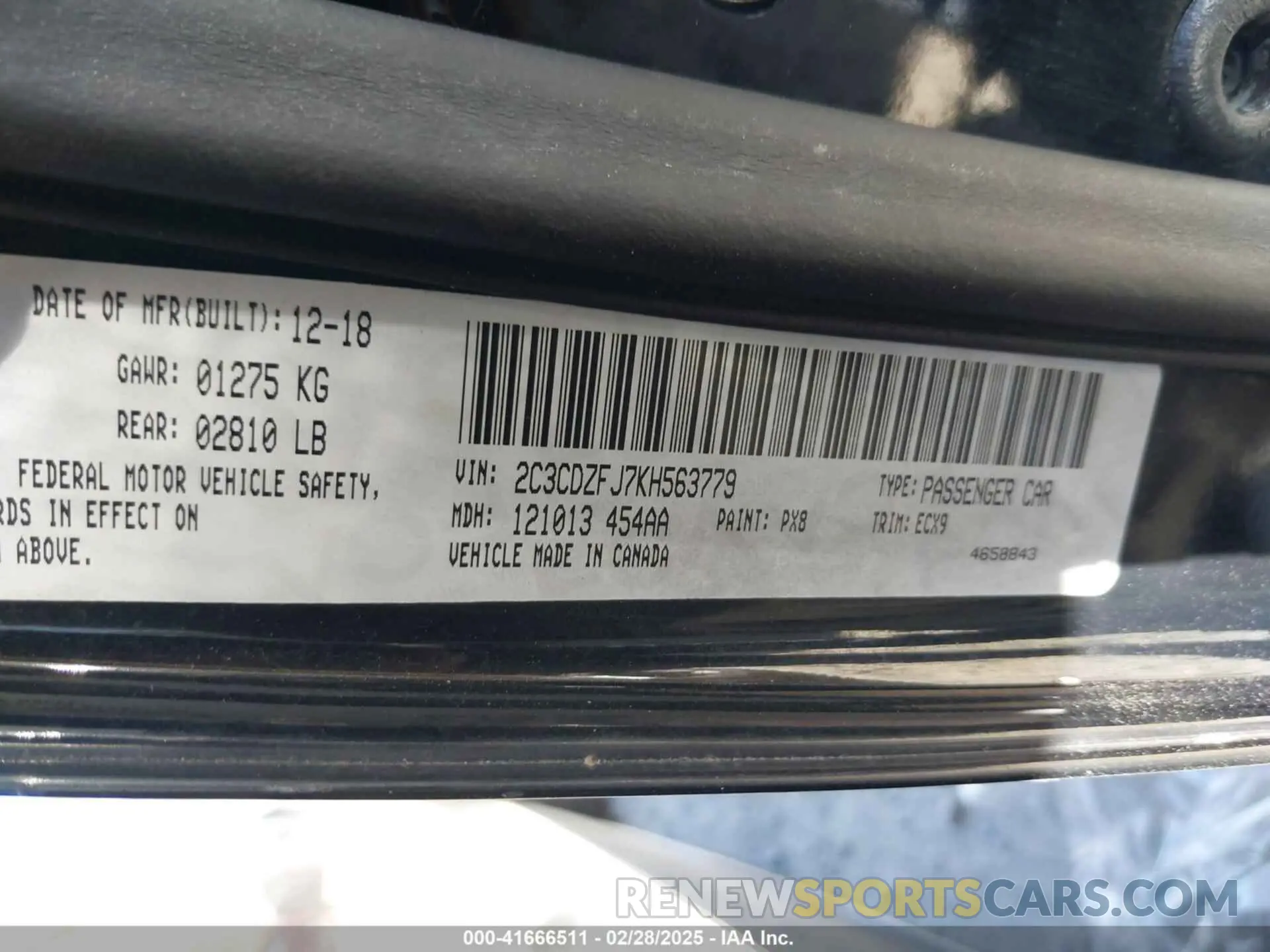 9 Photograph of a damaged car 2C3CDZFJ7KH563779 DODGE CHALLENGER 2019