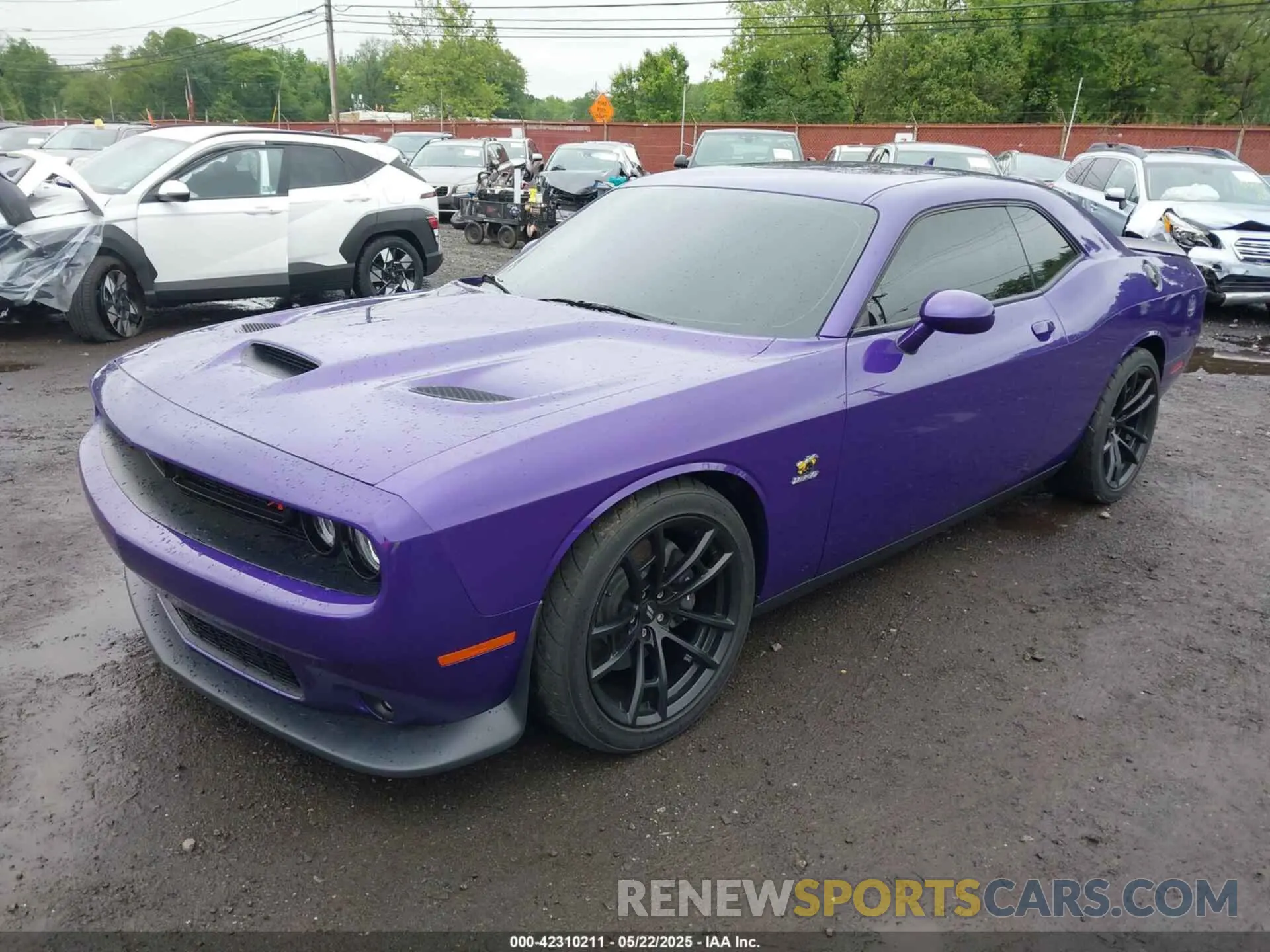 2 Photograph of a damaged car 2C3CDZFJ8KH595253 DODGE CHALLENGER 2019