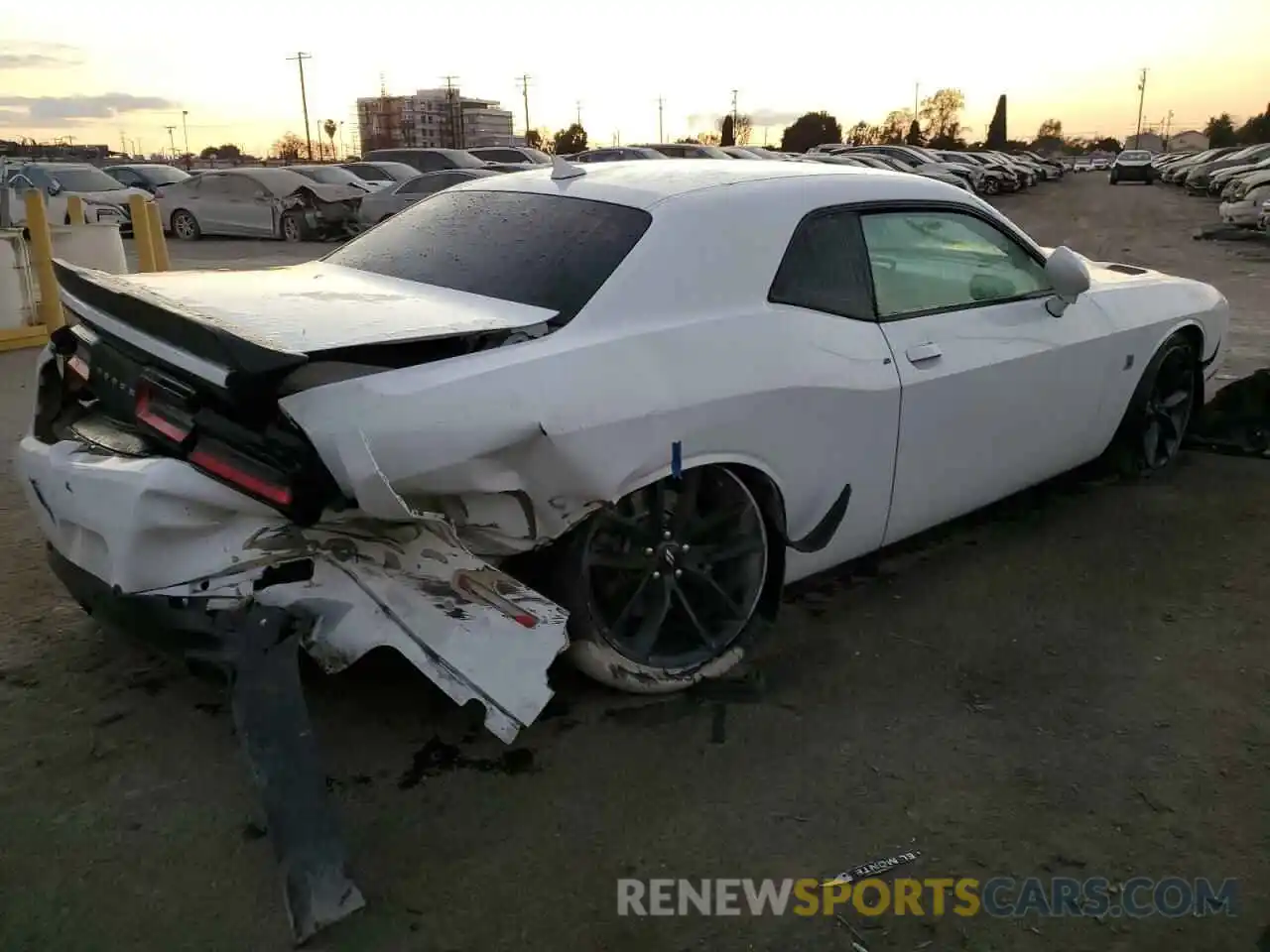 3 Photograph of a damaged car 2C3CDZFJXKH546443 DODGE CHALLENGER 2019