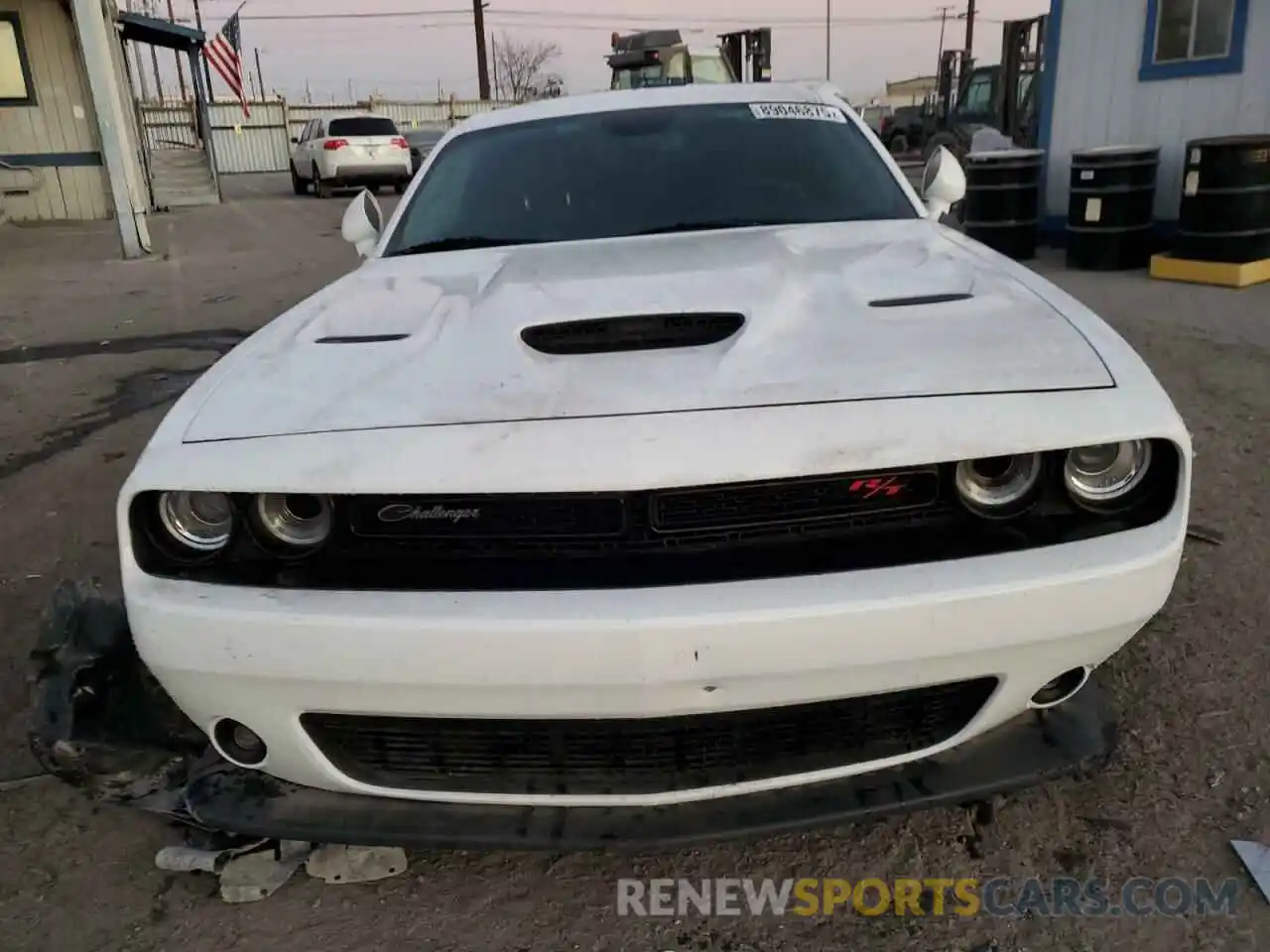 5 Photograph of a damaged car 2C3CDZFJXKH546443 DODGE CHALLENGER 2019