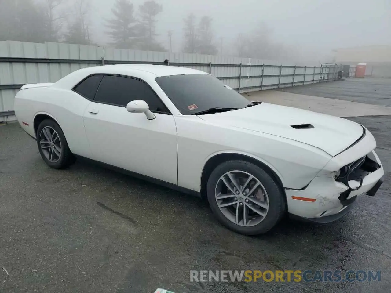 4 Photograph of a damaged car 2C3CDZGG0KH607205 DODGE CHALLENGER 2019