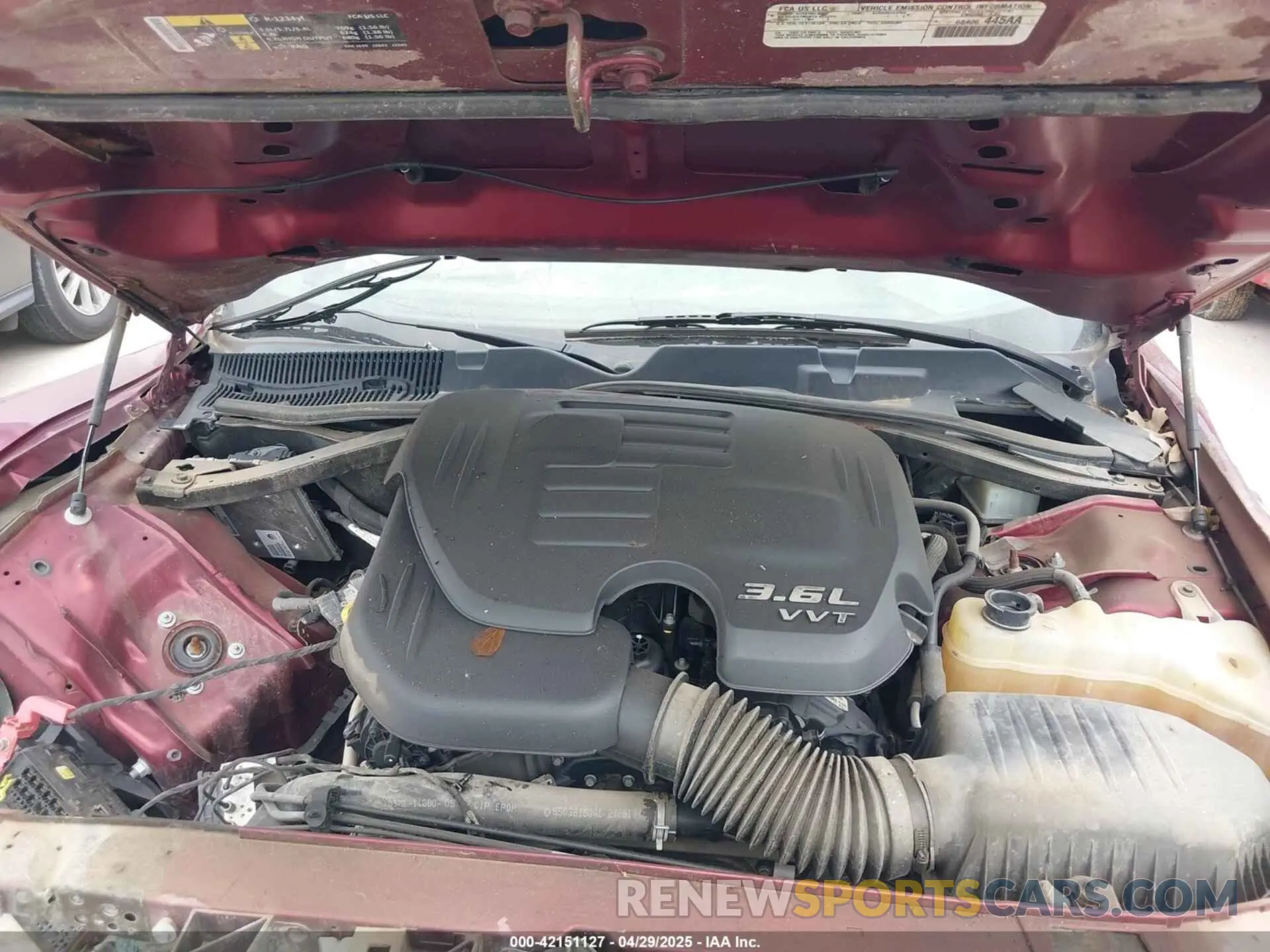 10 Photograph of a damaged car 2C3CDZGG6KH616667 DODGE CHALLENGER 2019