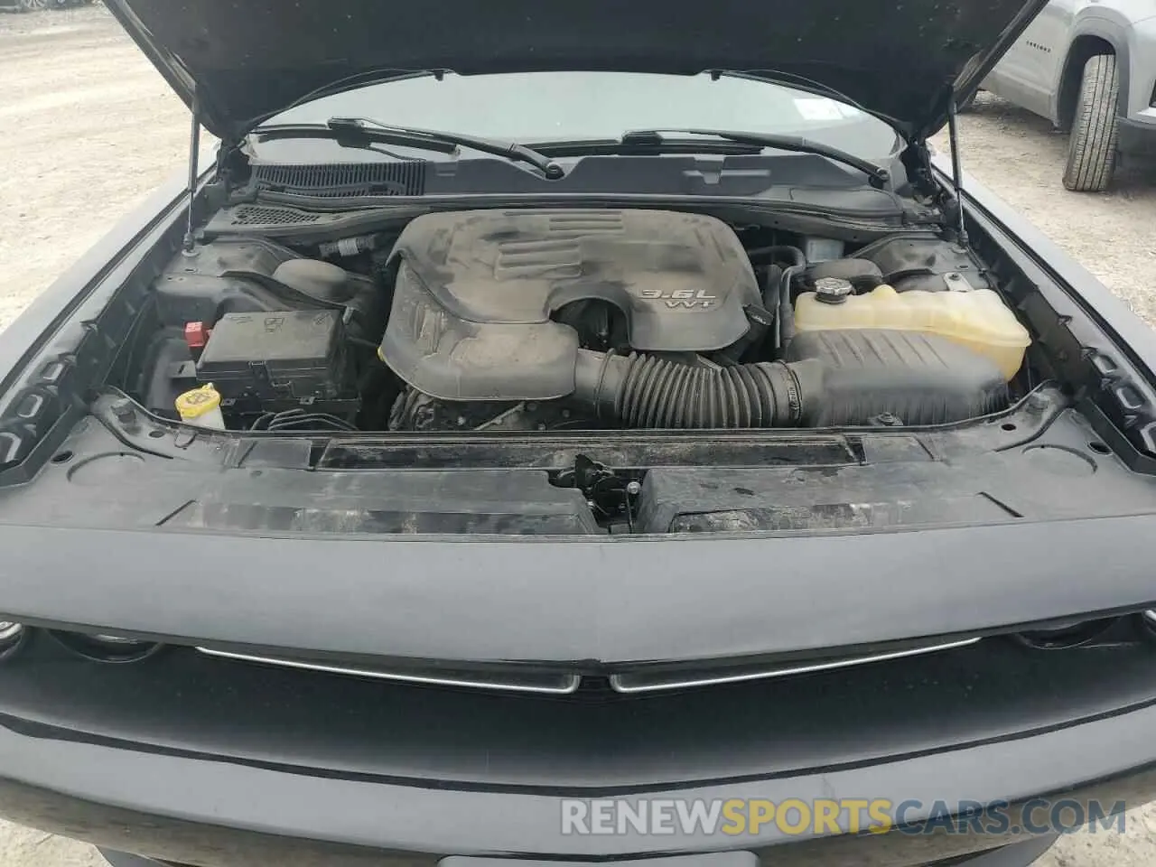 11 Photograph of a damaged car 2C3CDZGG7KH541641 DODGE CHALLENGER 2019
