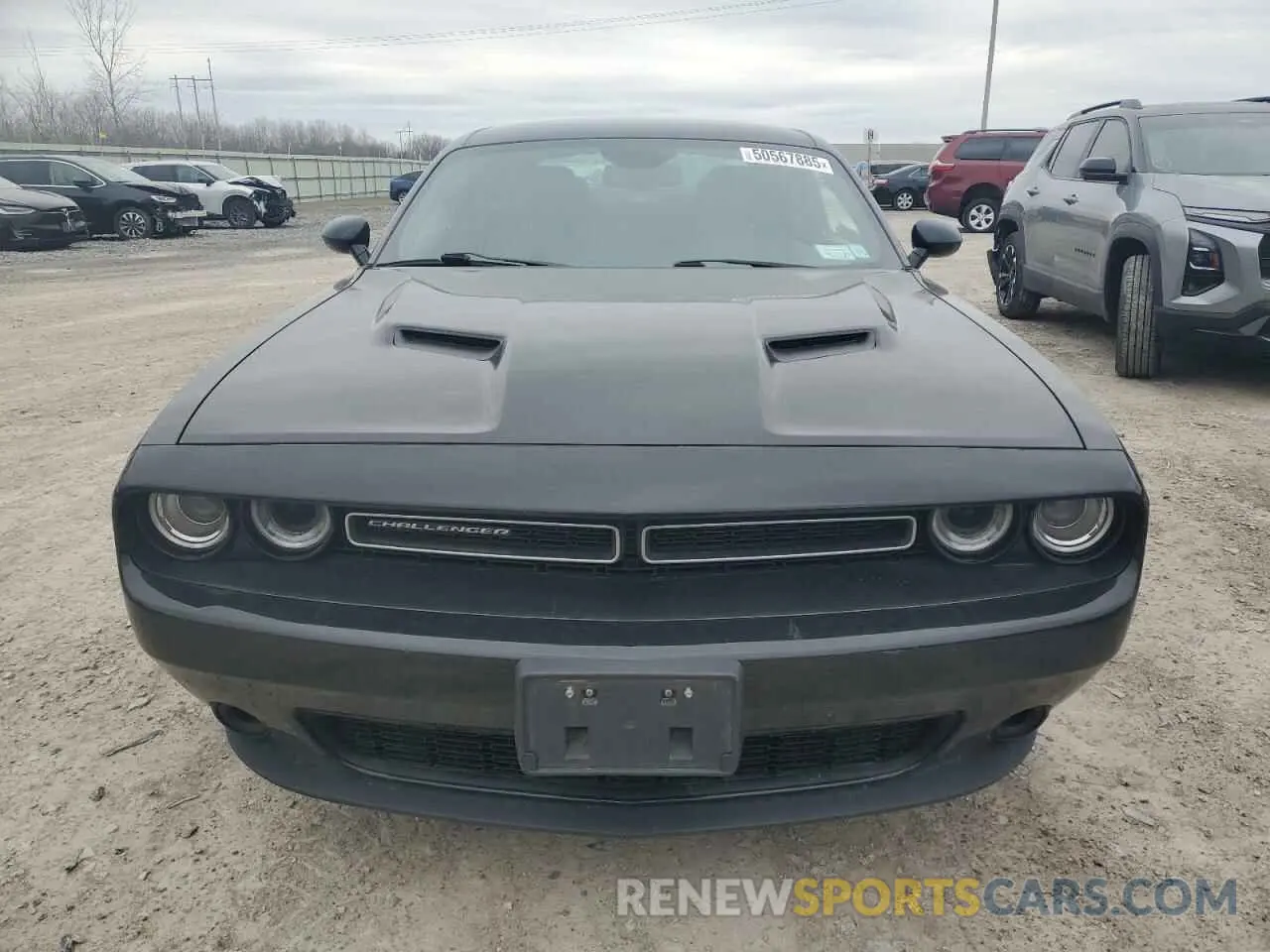 5 Photograph of a damaged car 2C3CDZGG7KH541641 DODGE CHALLENGER 2019