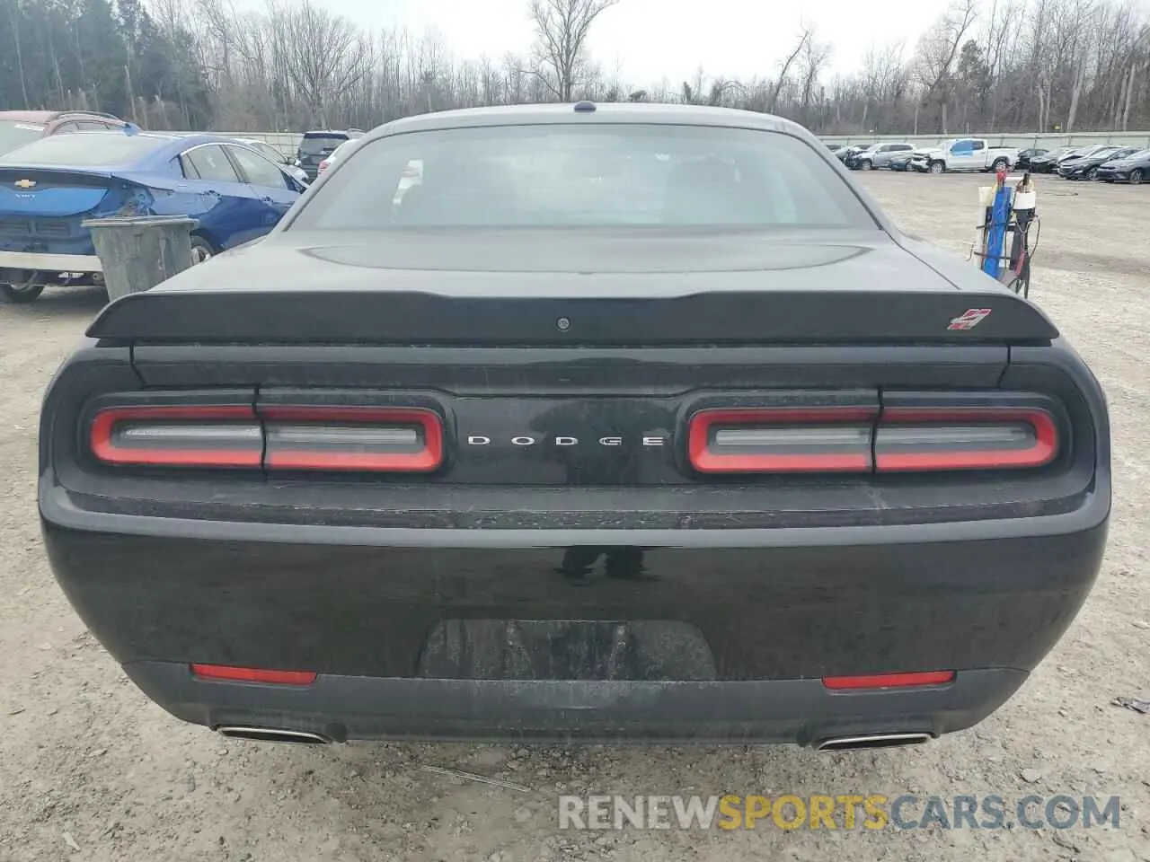 6 Photograph of a damaged car 2C3CDZGG7KH541641 DODGE CHALLENGER 2019