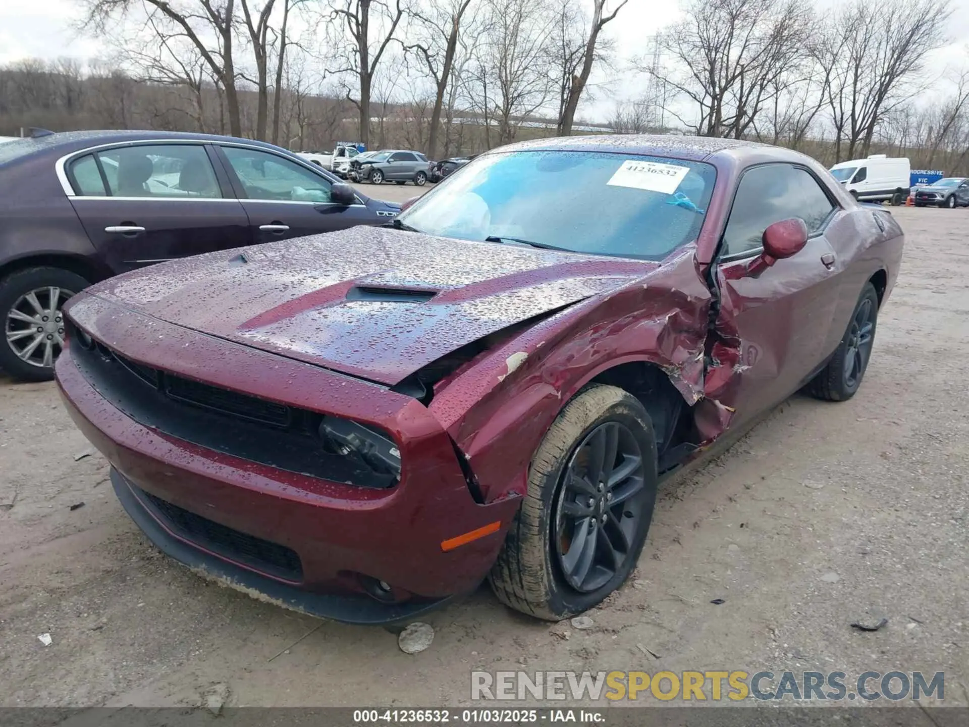2 Photograph of a damaged car 2C3CDZGG7KH683567 DODGE CHALLENGER 2019
