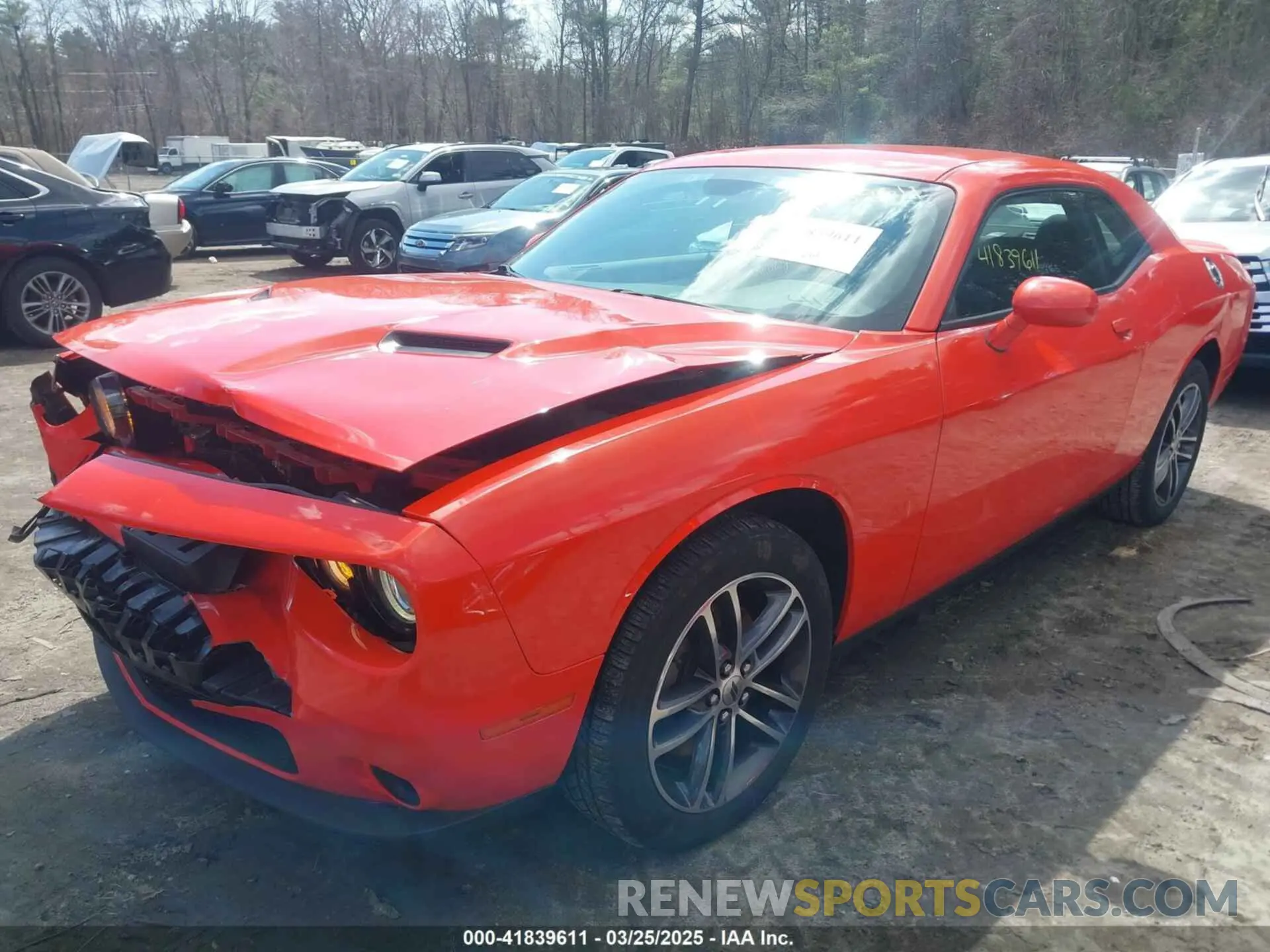 2 Photograph of a damaged car 2C3CDZGG8KH684646 DODGE CHALLENGER 2019