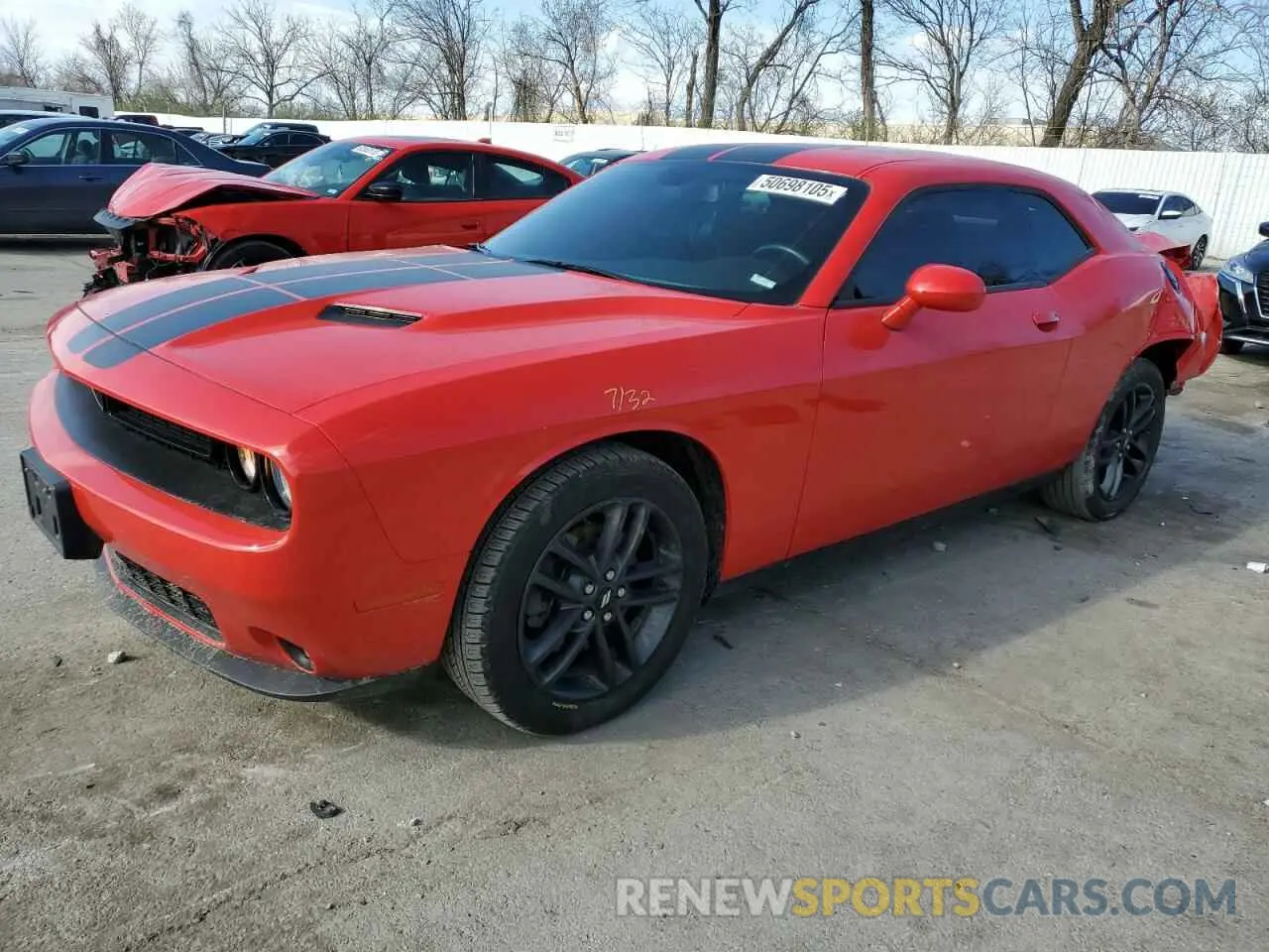1 Photograph of a damaged car 2C3CDZGG9KH665894 DODGE CHALLENGER 2019