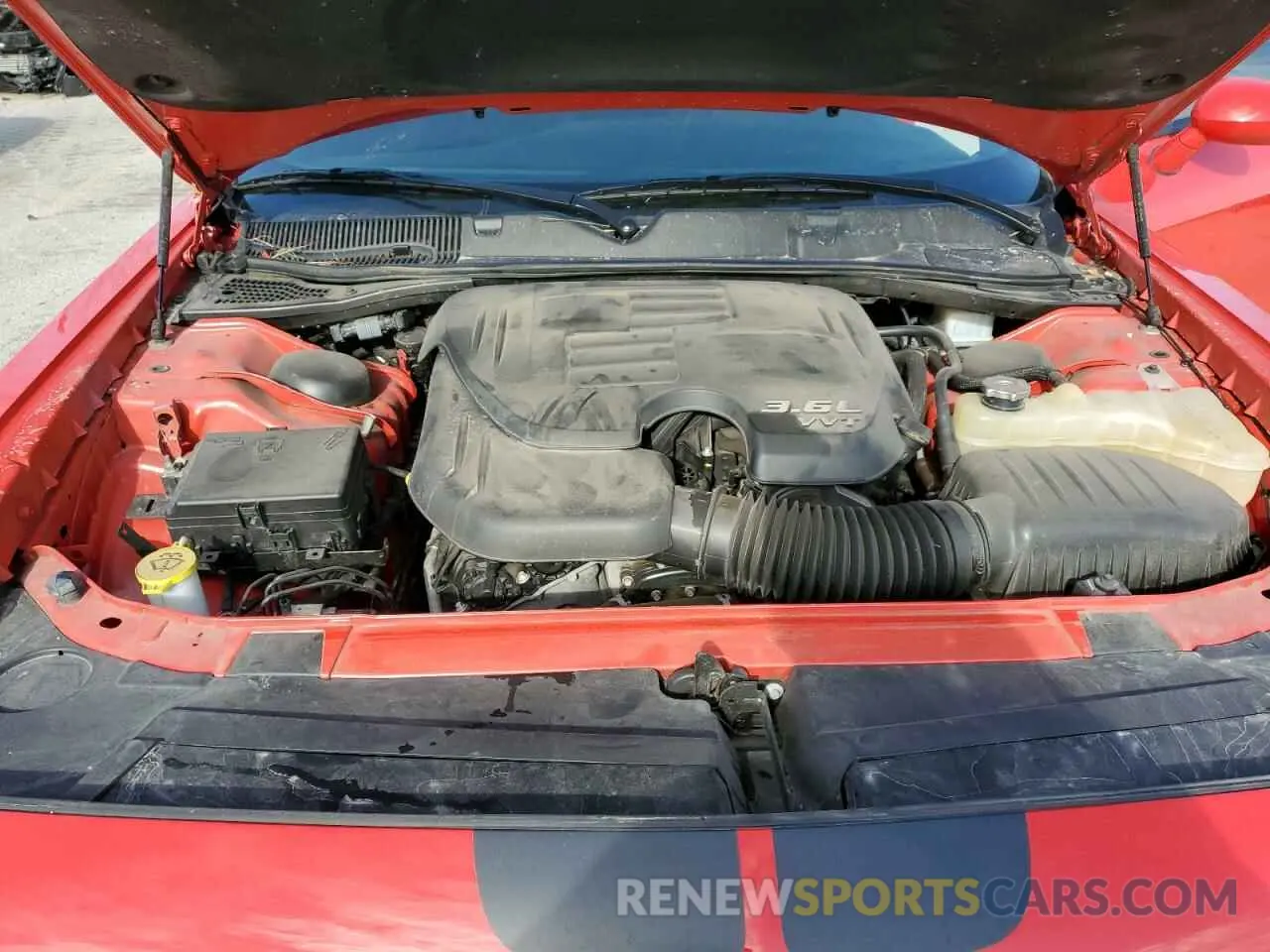 13 Photograph of a damaged car 2C3CDZGG9KH665894 DODGE CHALLENGER 2019