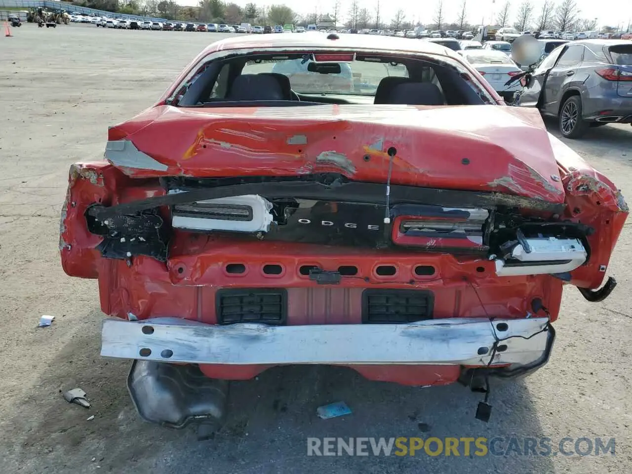 6 Photograph of a damaged car 2C3CDZGG9KH665894 DODGE CHALLENGER 2019
