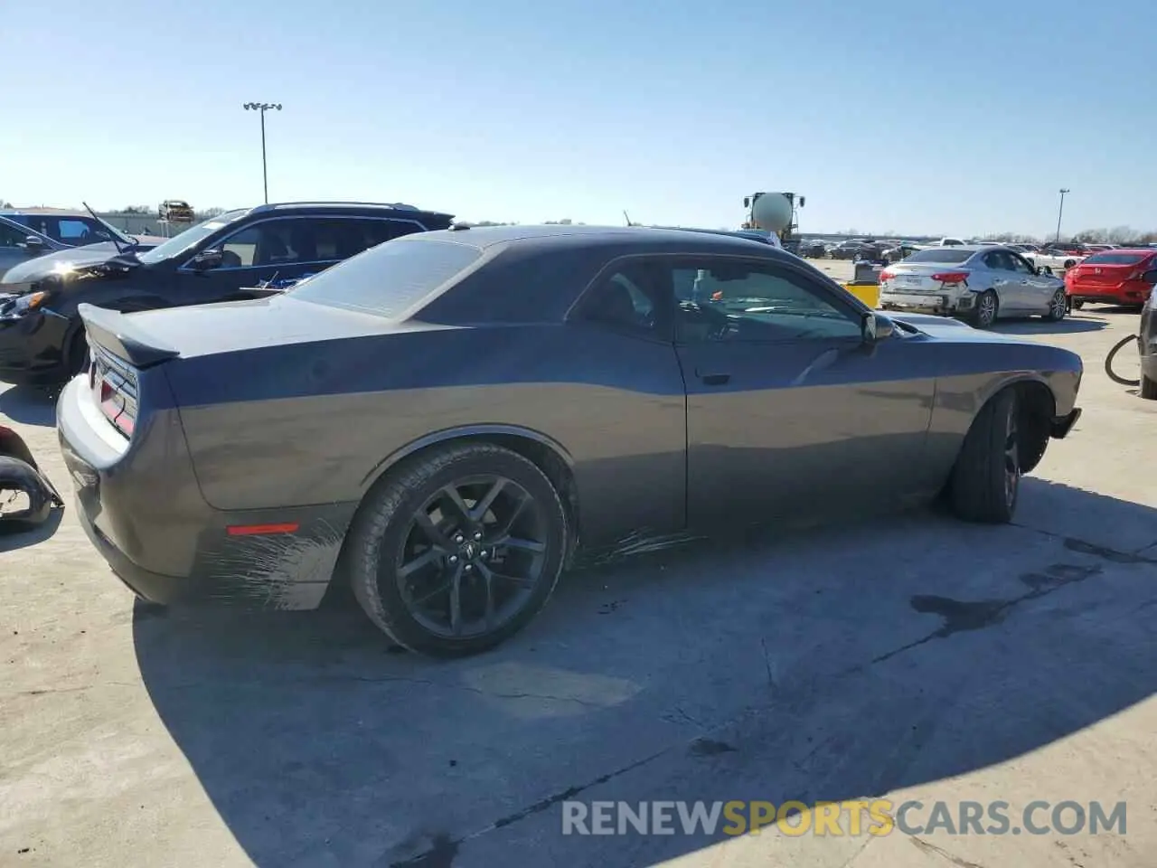 3 Photograph of a damaged car 2C3CDZJG0KH621095 DODGE CHALLENGER 2019