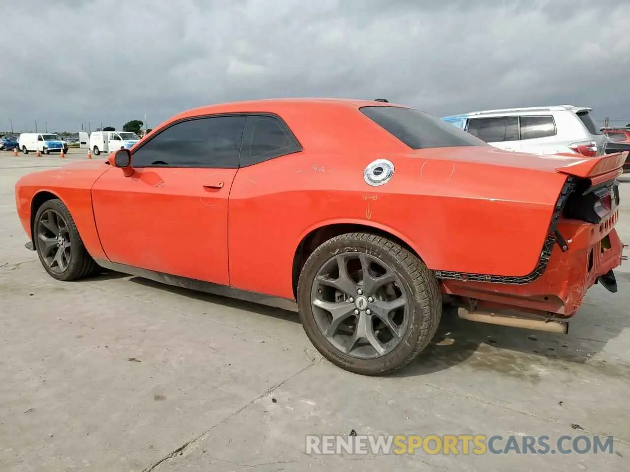 2 Photograph of a damaged car 2C3CDZJG0KH758957 DODGE CHALLENGER 2019