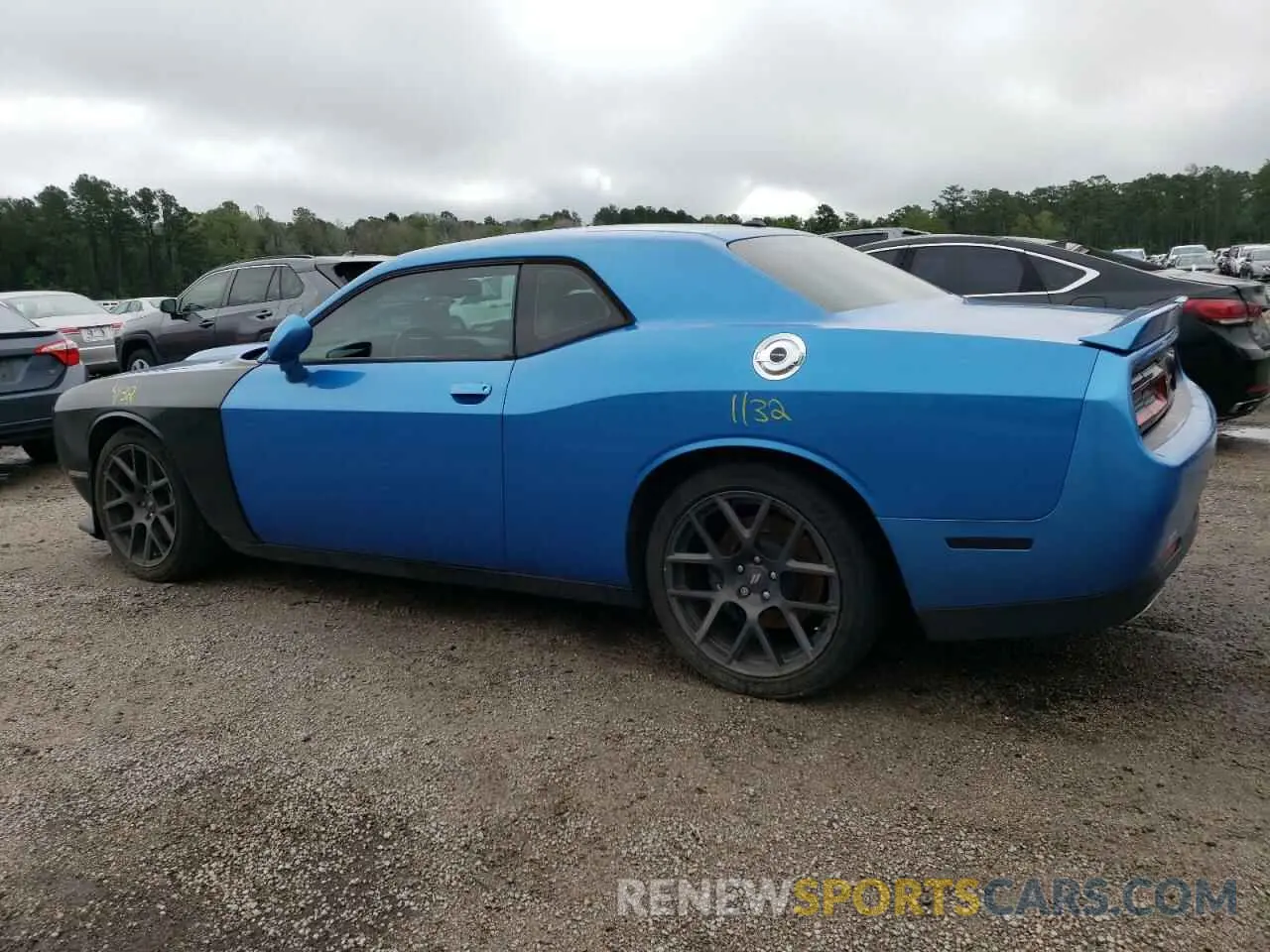 2 Photograph of a damaged car 2C3CDZJG1KH549453 DODGE CHALLENGER 2019