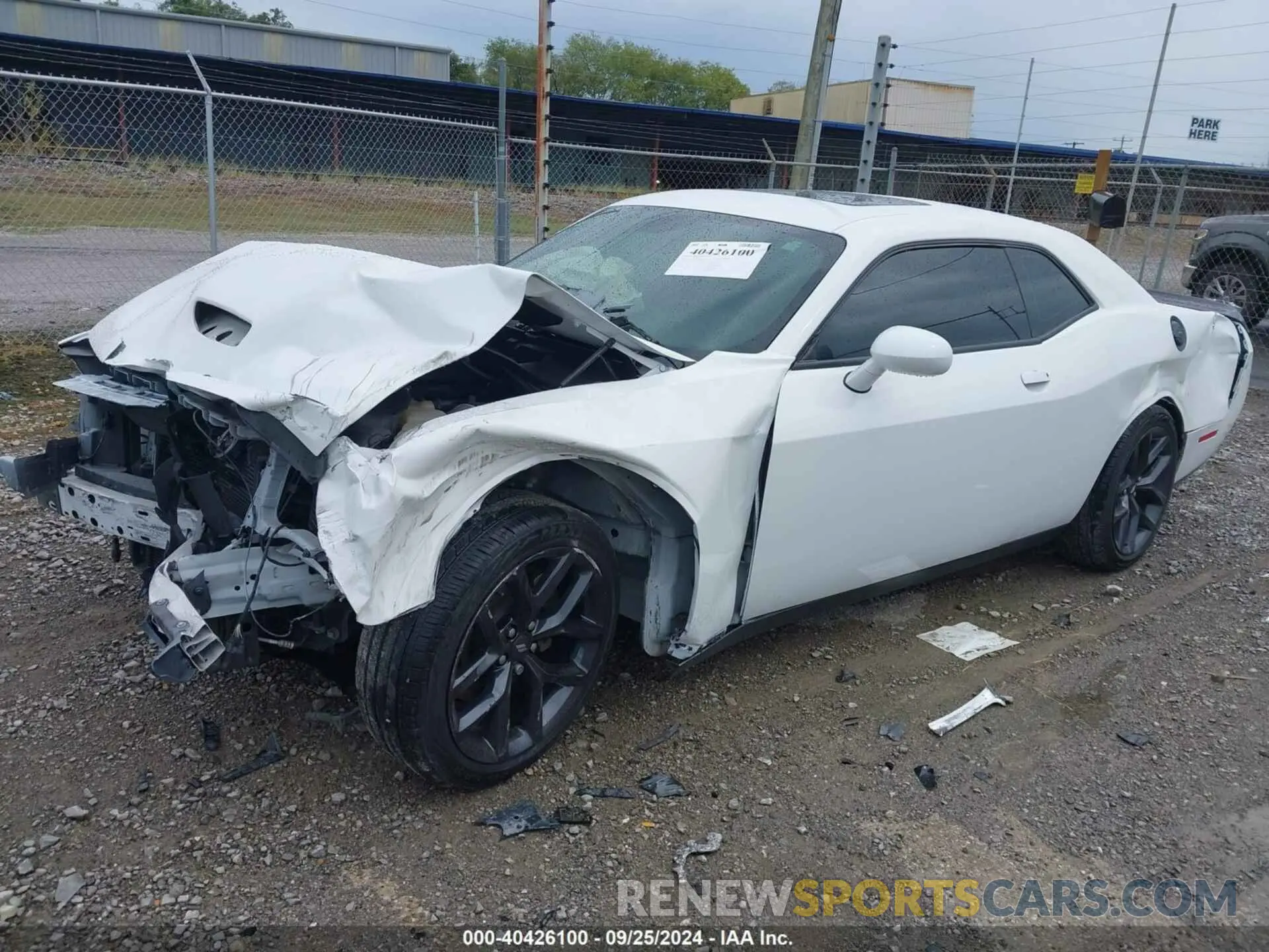 2 Photograph of a damaged car 2C3CDZJG1KH708679 DODGE CHALLENGER 2019