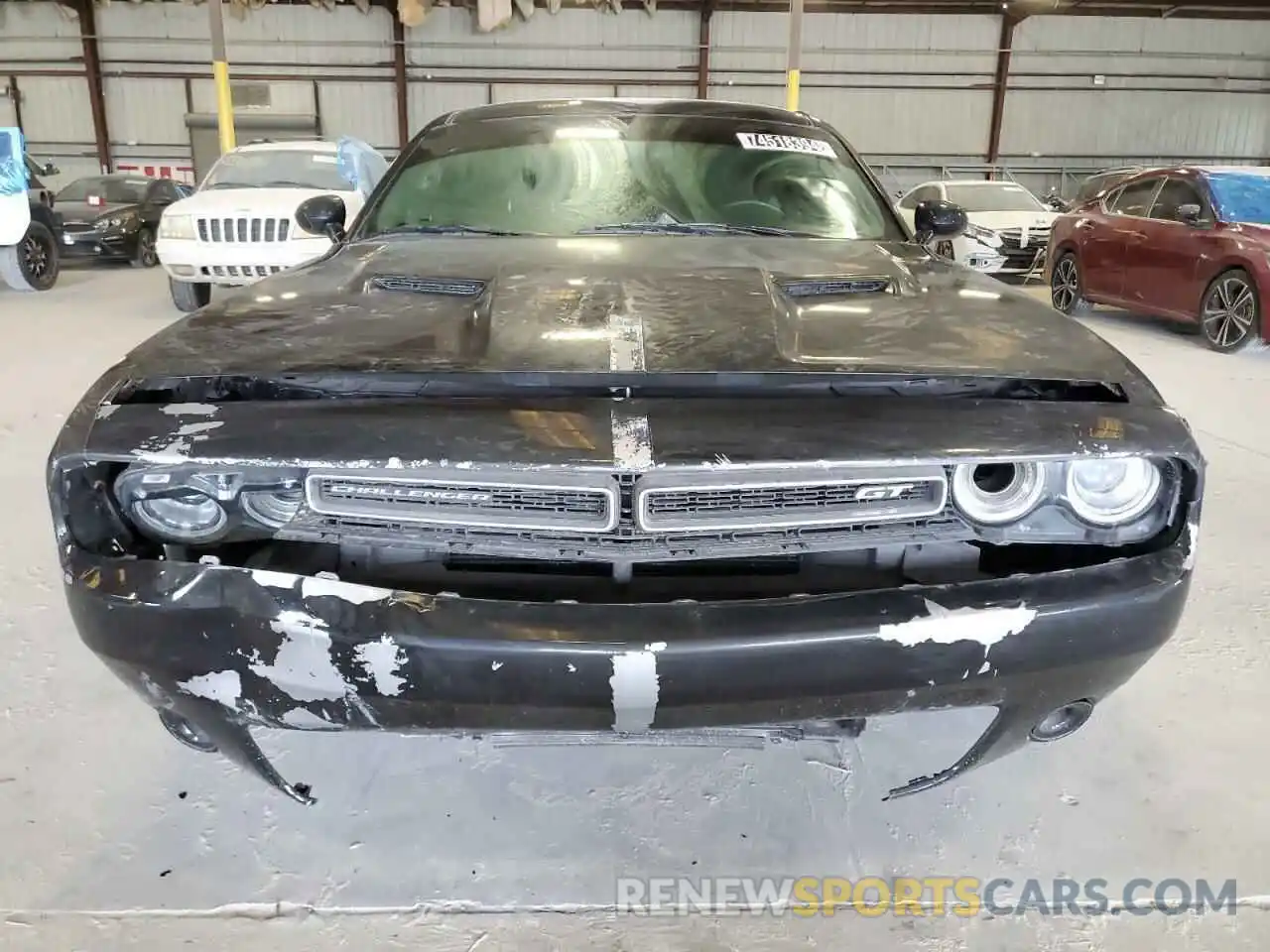 5 Photograph of a damaged car 2C3CDZJG2KH712840 DODGE CHALLENGER 2019