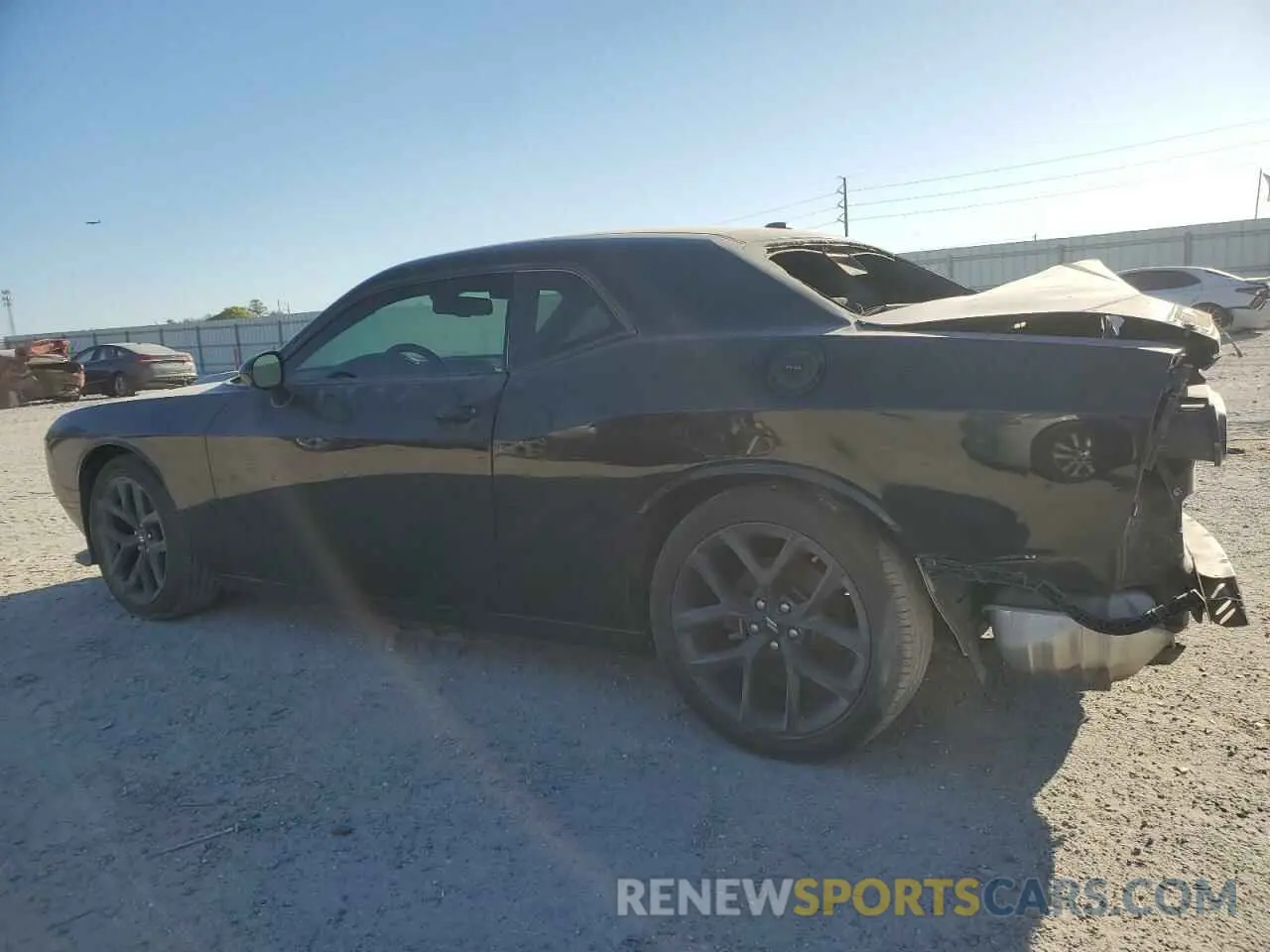 2 Photograph of a damaged car 2C3CDZJG4KH690260 DODGE CHALLENGER 2019