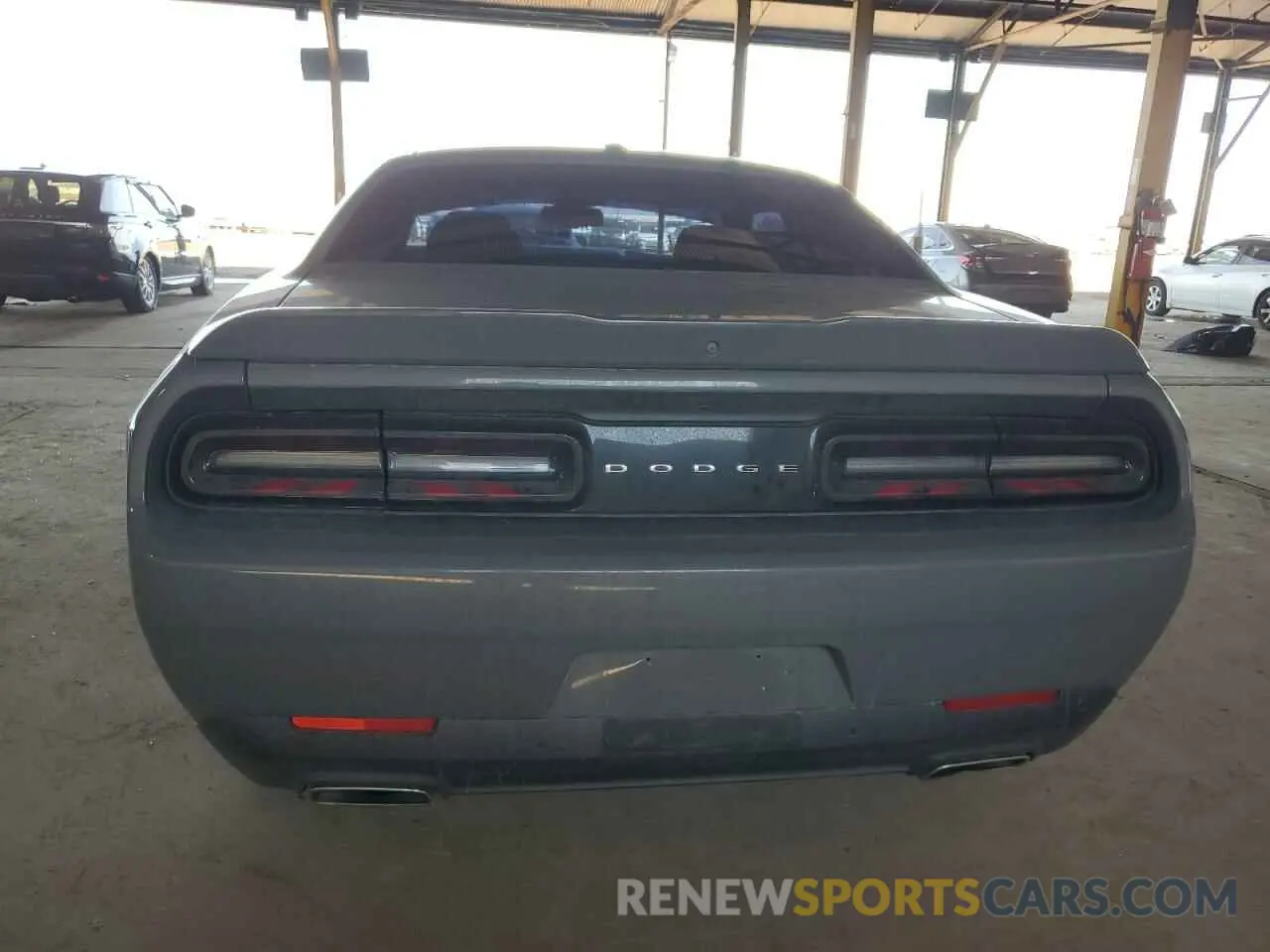 6 Photograph of a damaged car 2C3CDZJG6KH596543 DODGE CHALLENGER 2019