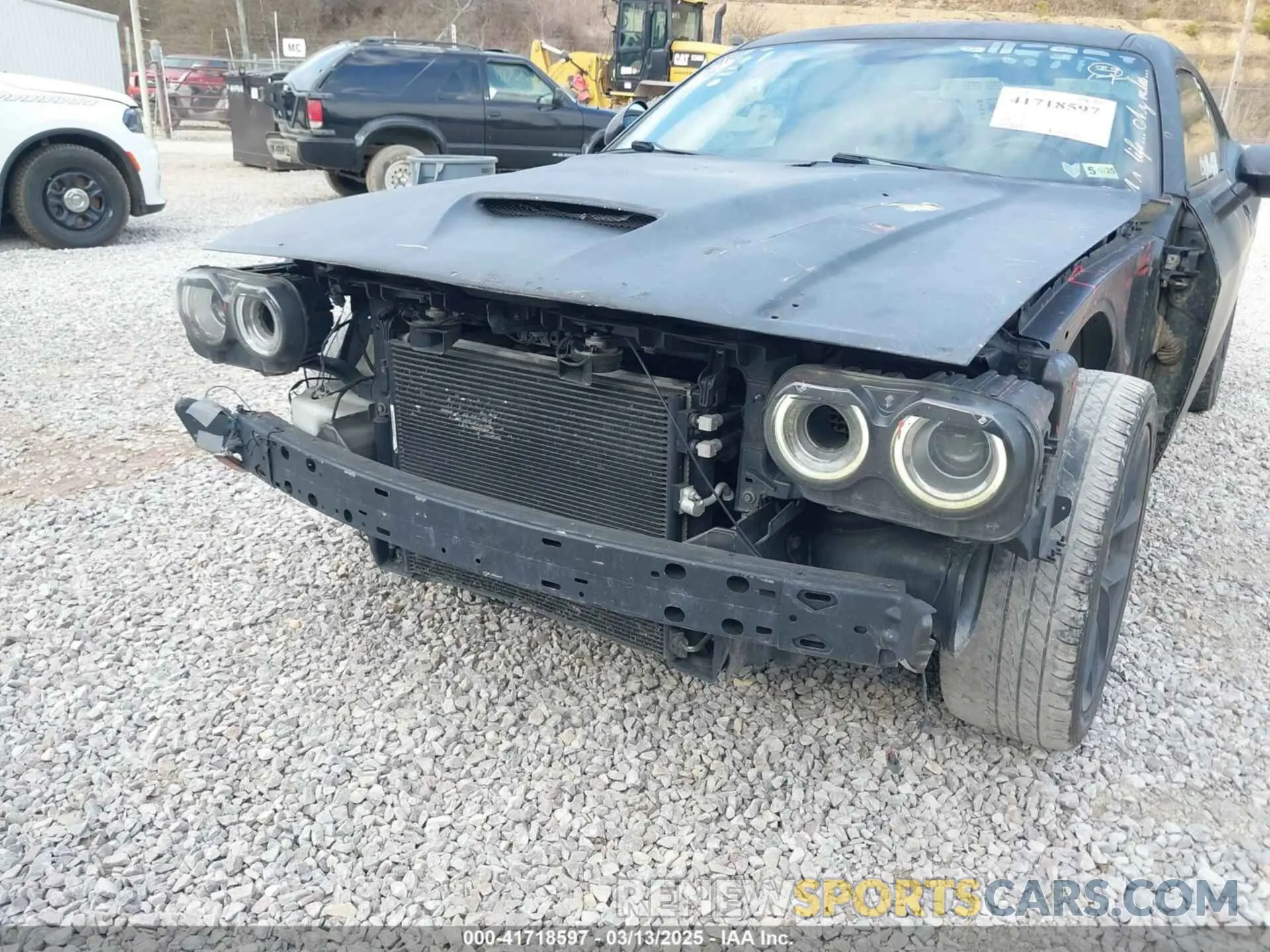 6 Photograph of a damaged car 2C3CDZJG7KH521897 DODGE CHALLENGER 2019