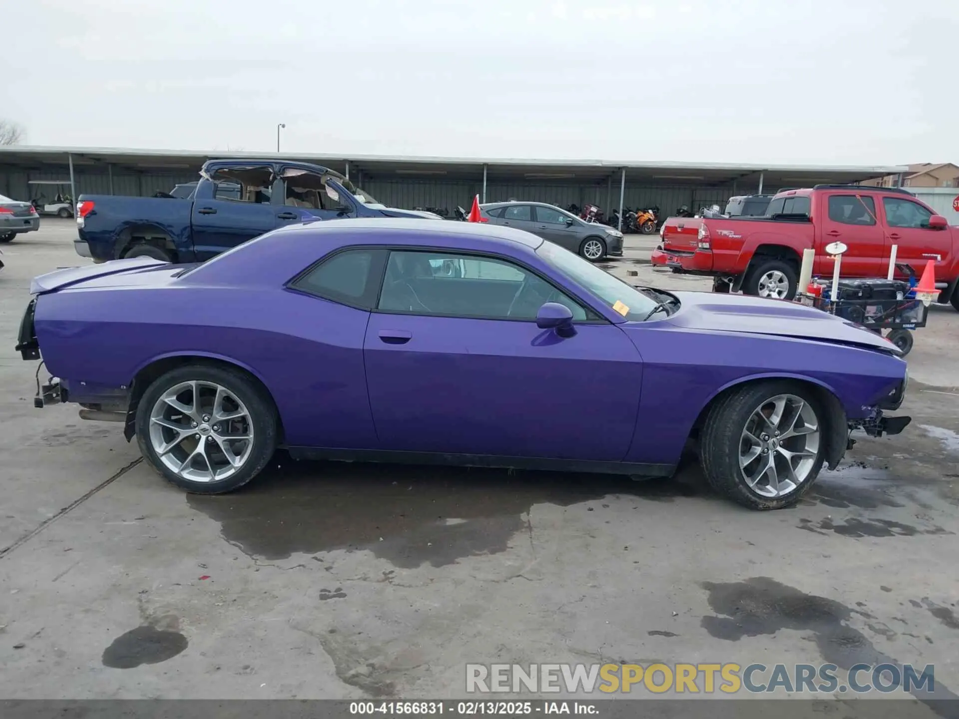 14 Photograph of a damaged car 2C3CDZJG8KH541396 DODGE CHALLENGER 2019