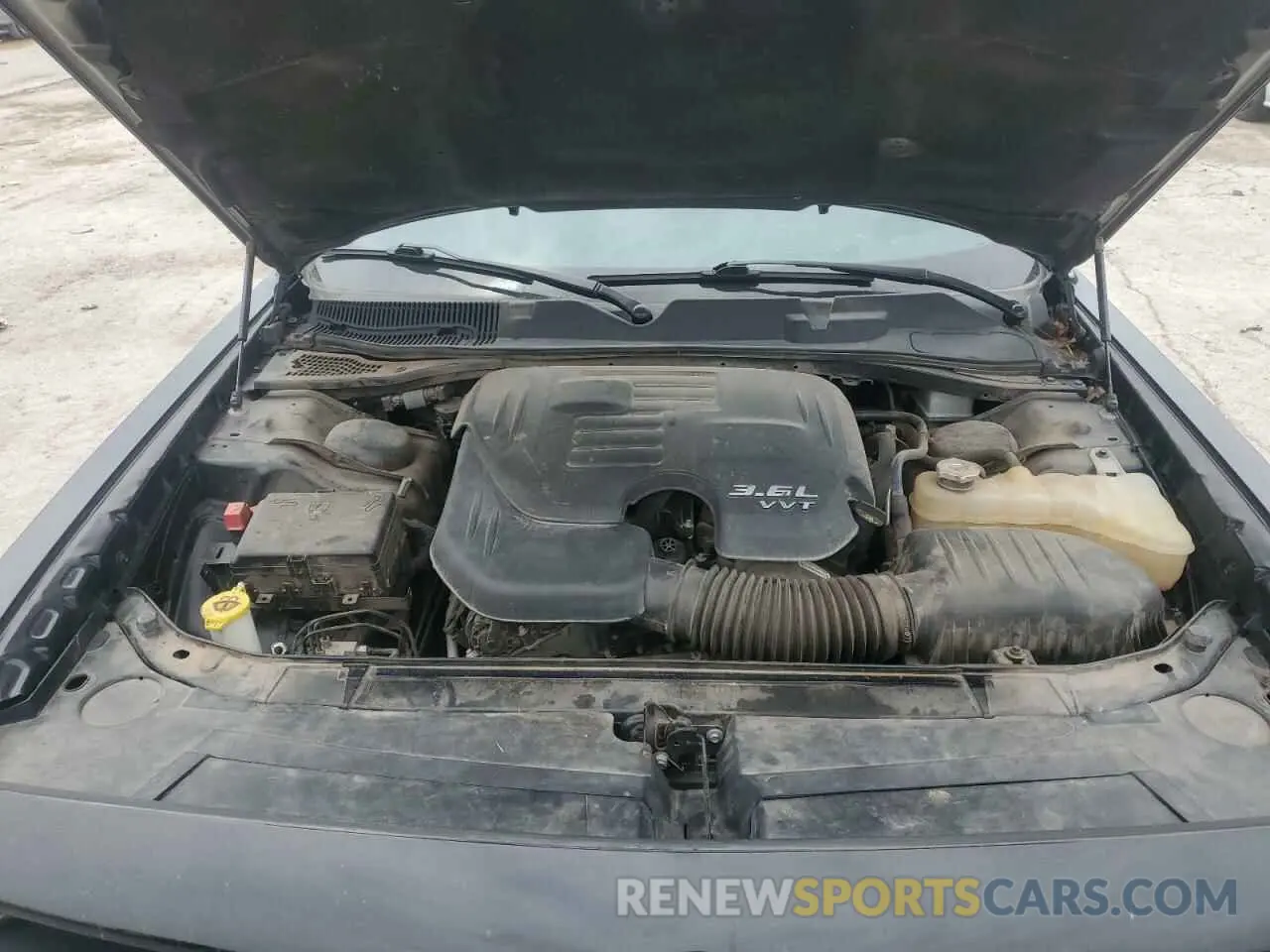11 Photograph of a damaged car 2C3CDZJGXKH666593 DODGE CHALLENGER 2019
