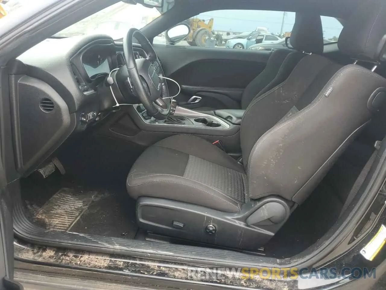 7 Photograph of a damaged car 2C3CDZJGXKH666593 DODGE CHALLENGER 2019
