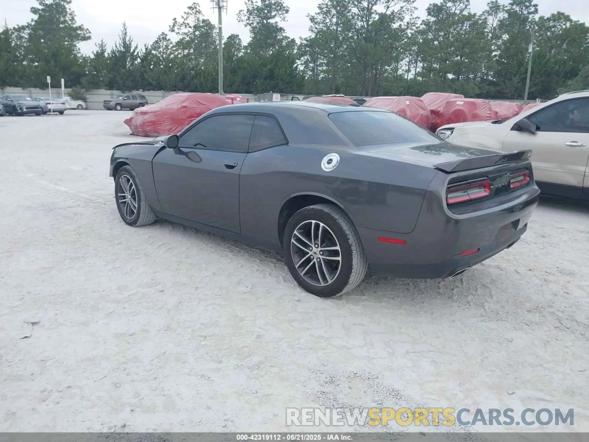 3 Photograph of a damaged car 2C3CDZKG3KH677871 DODGE CHALLENGER 2019