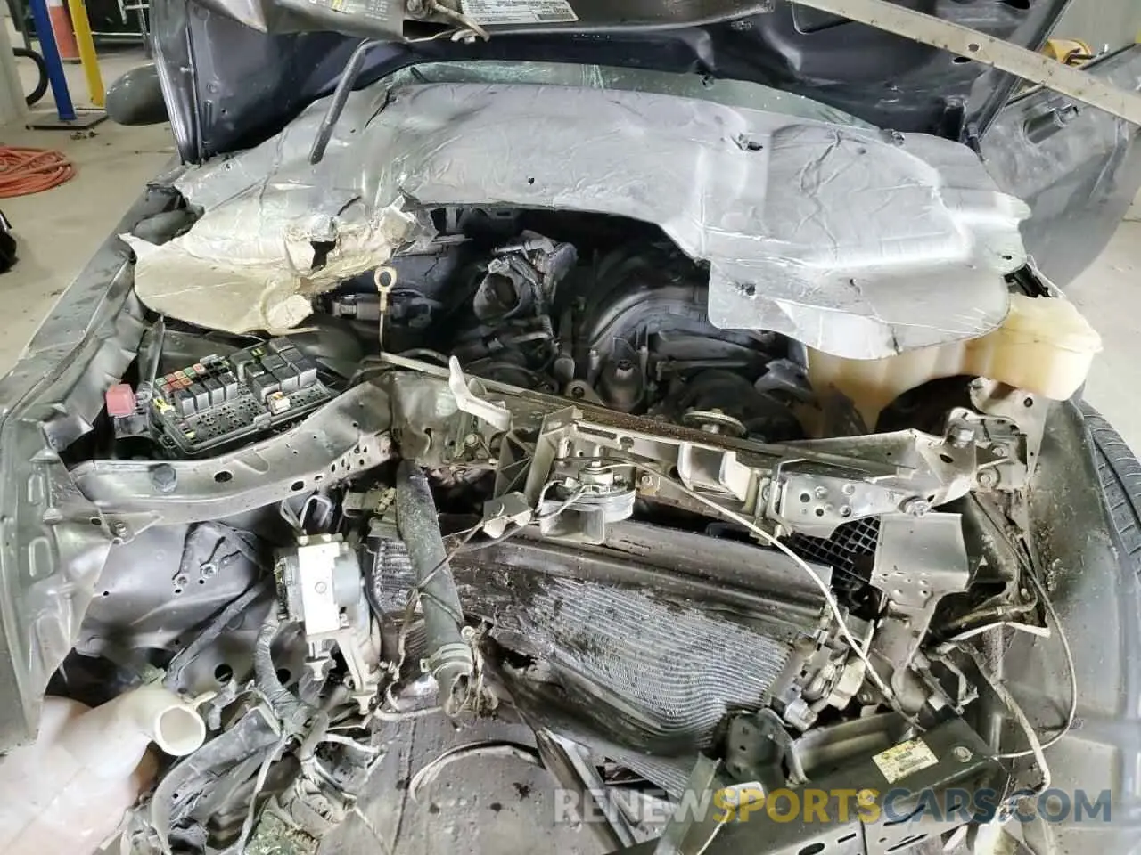 11 Photograph of a damaged car 2C3CDZKG9KH752668 DODGE CHALLENGER 2019