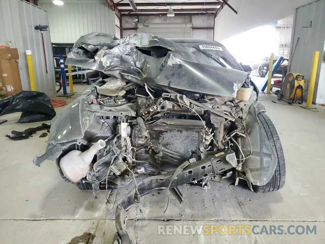 5 Photograph of a damaged car 2C3CDZKG9KH752668 DODGE CHALLENGER 2019