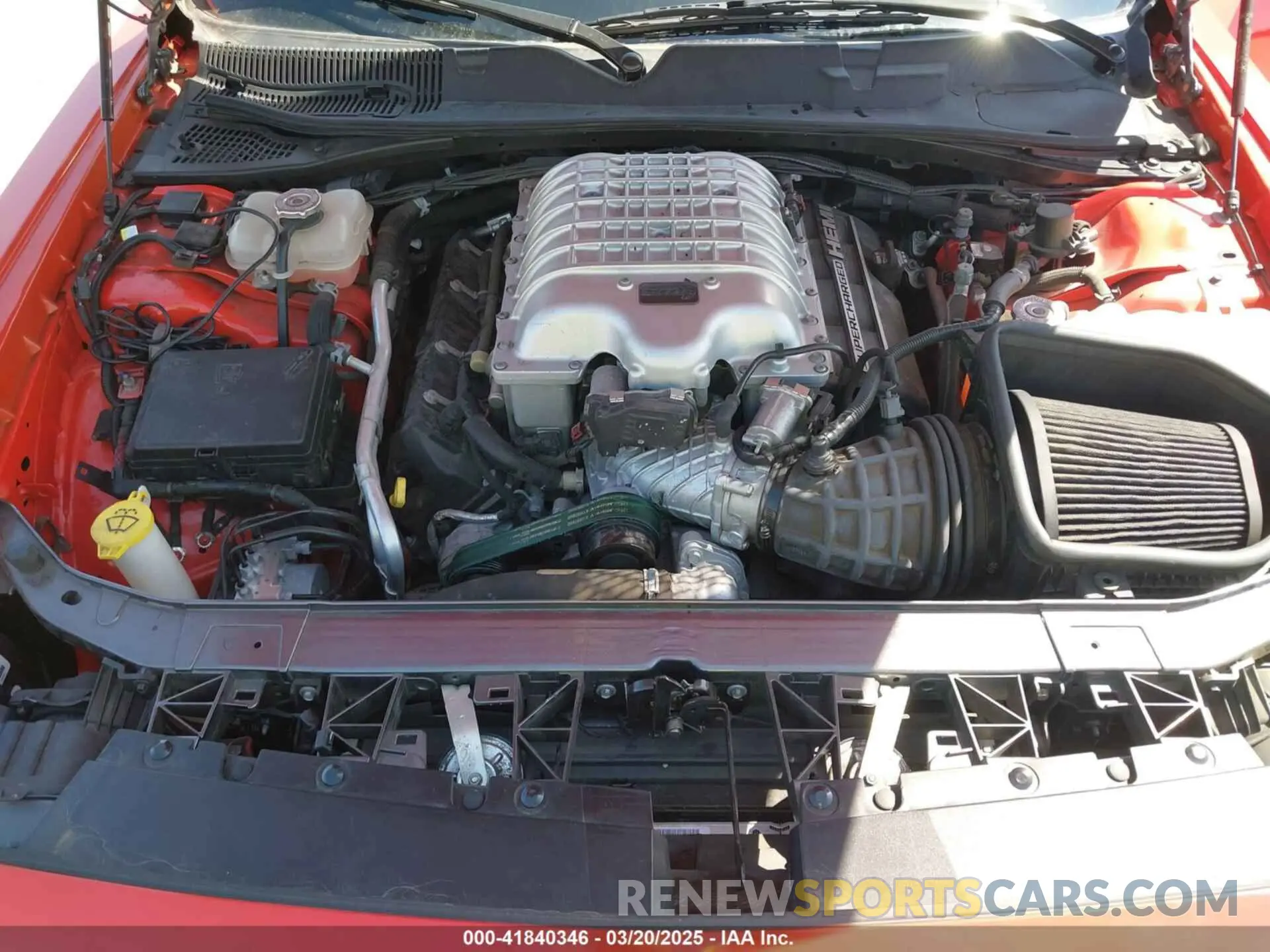 10 Photograph of a damaged car 2C3CDZL90KH634556 DODGE CHALLENGER 2019