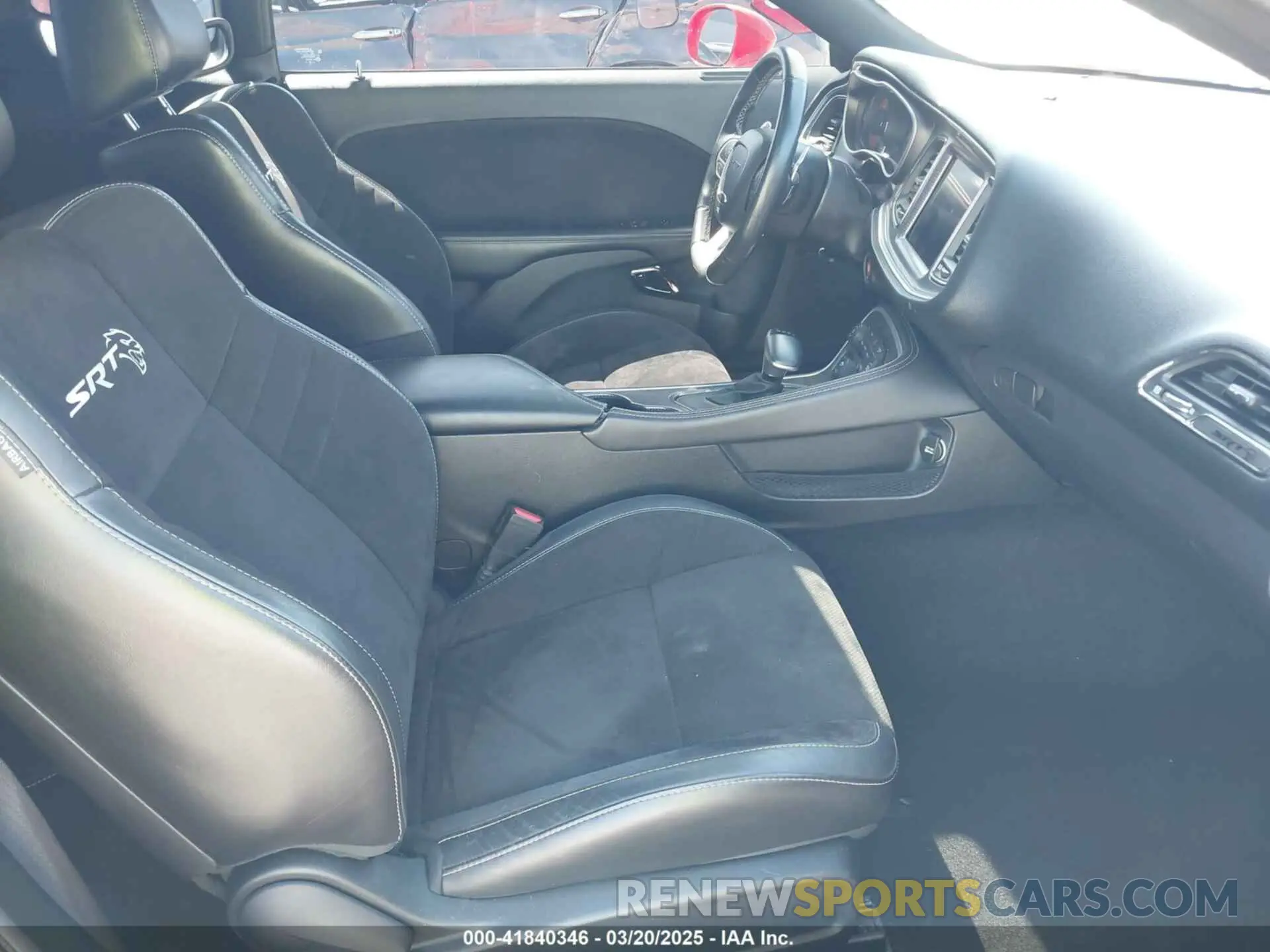 5 Photograph of a damaged car 2C3CDZL90KH634556 DODGE CHALLENGER 2019