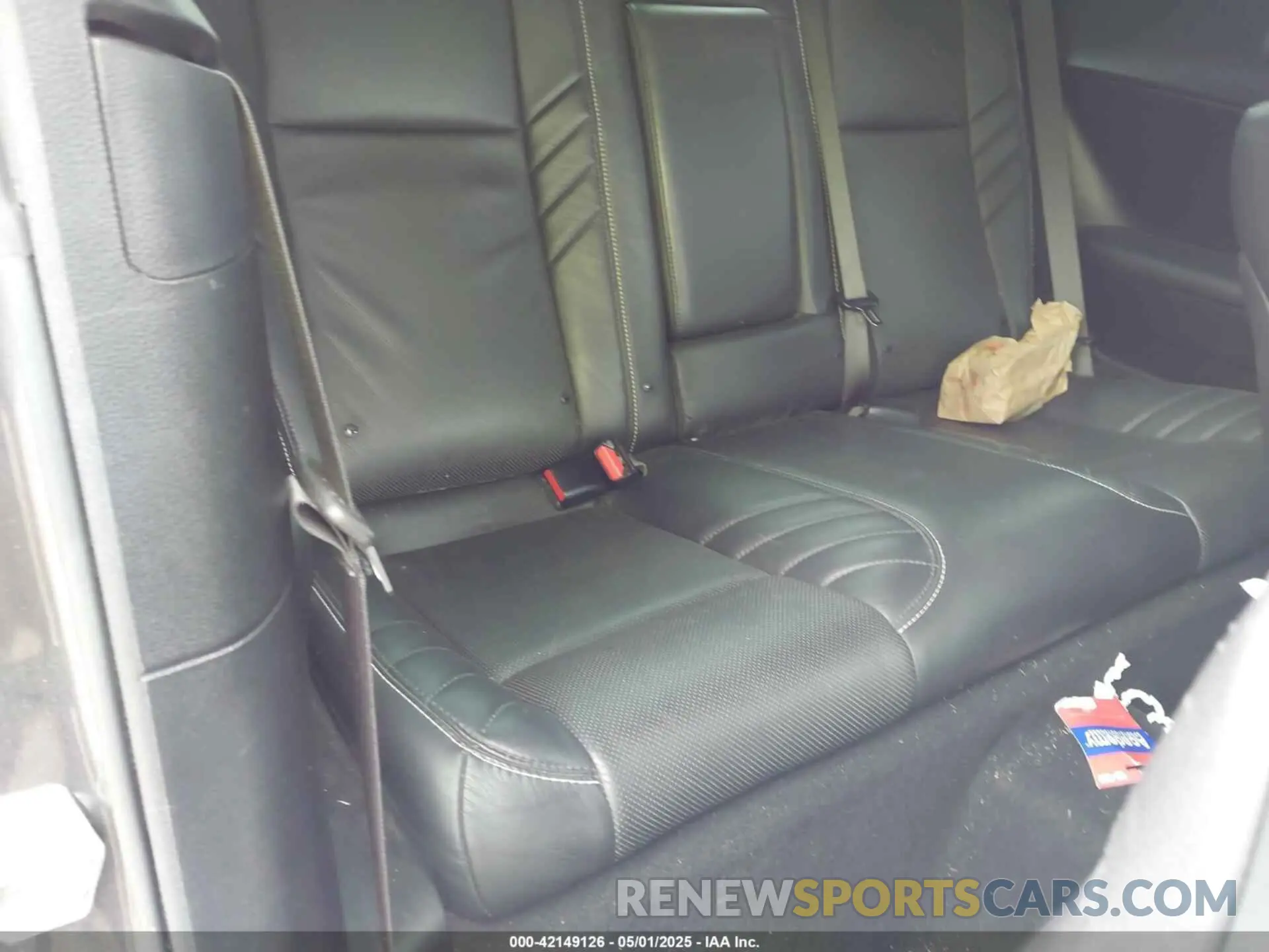 8 Photograph of a damaged car 2C3CDZL95KH695031 DODGE CHALLENGER 2019