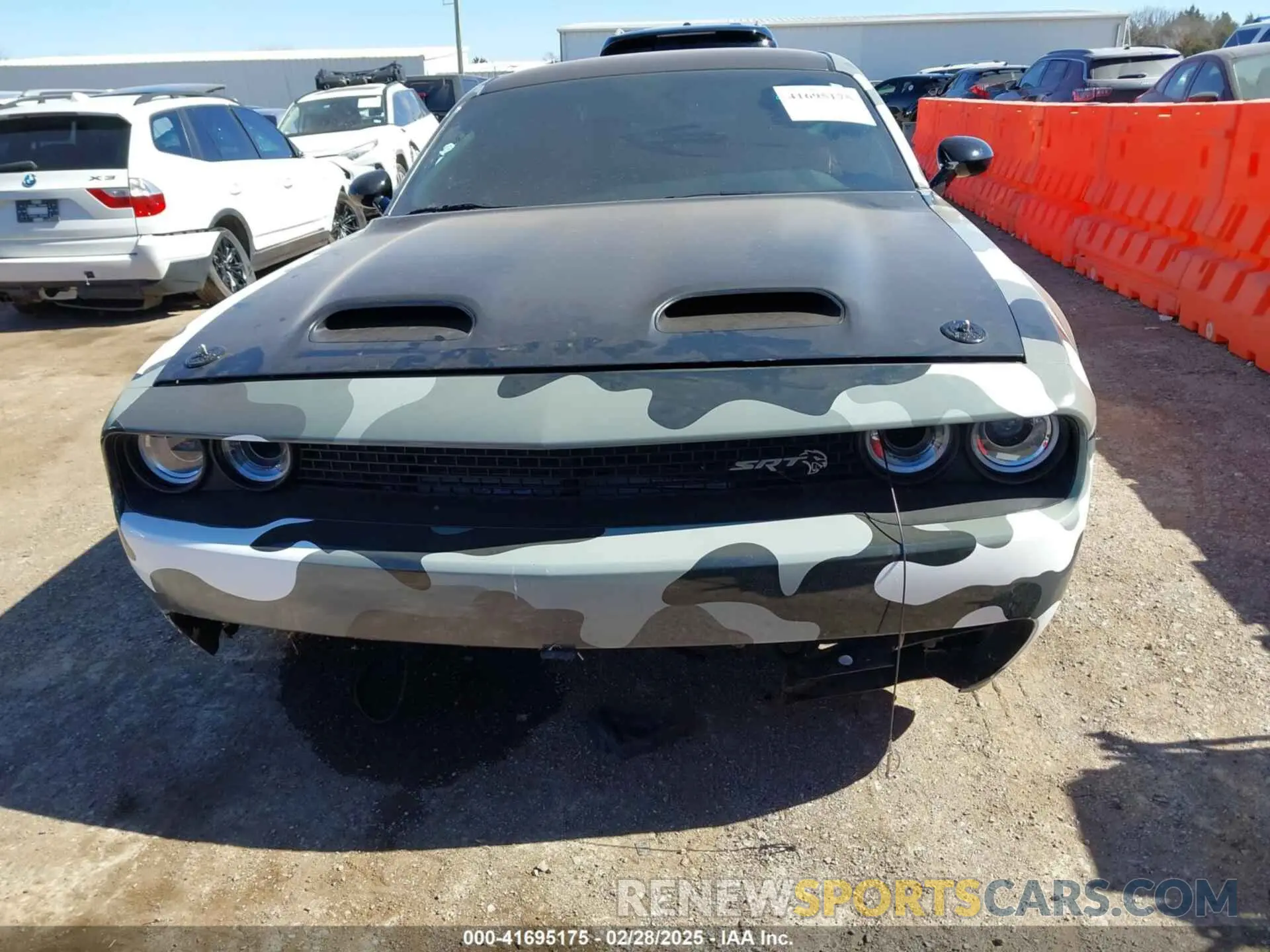 6 Photograph of a damaged car 2C3CDZL97KH641701 DODGE CHALLENGER 2019