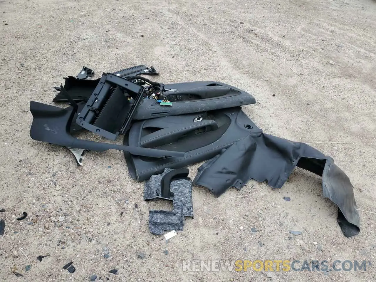 12 Photograph of a damaged car 2C3CDZL9XKH537123 DODGE CHALLENGER 2019