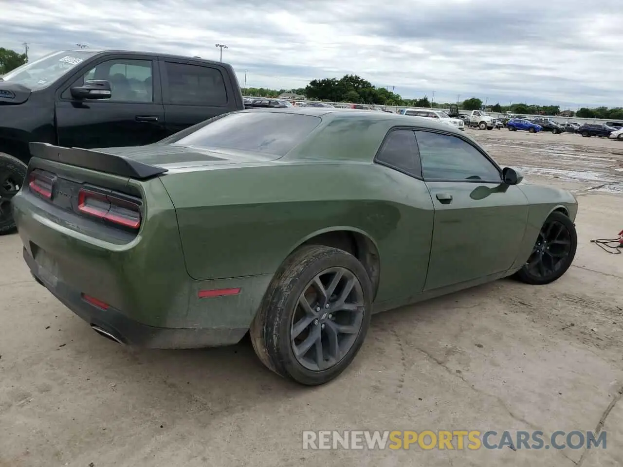 3 Photograph of a damaged car 2C3CDZAG0LH143424 DODGE CHALLENGER 2020