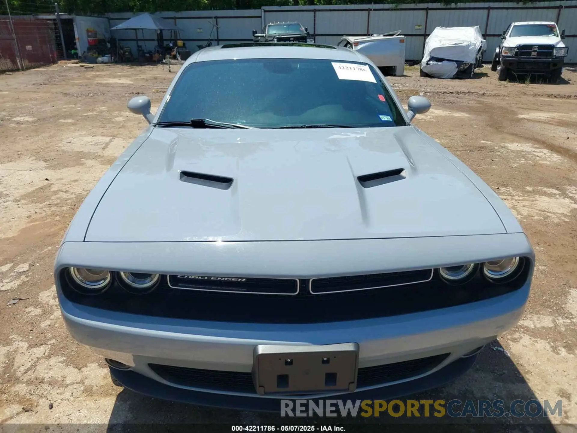 6 Photograph of a damaged car 2C3CDZAG0LH199069 DODGE CHALLENGER 2020