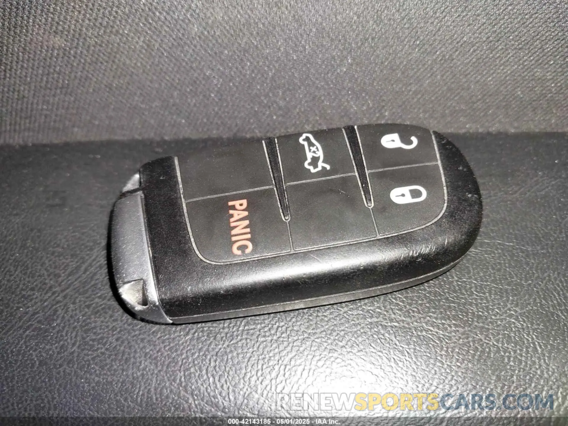 11 Photograph of a damaged car 2C3CDZAG0LH203315 DODGE CHALLENGER 2020