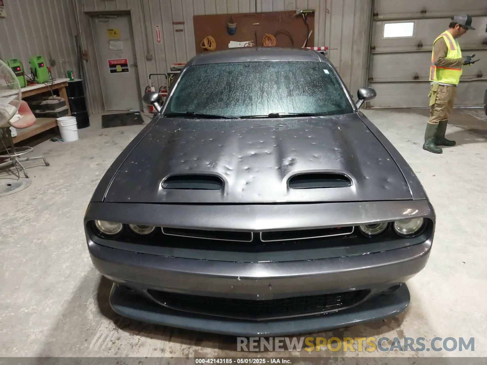 12 Photograph of a damaged car 2C3CDZAG0LH203315 DODGE CHALLENGER 2020