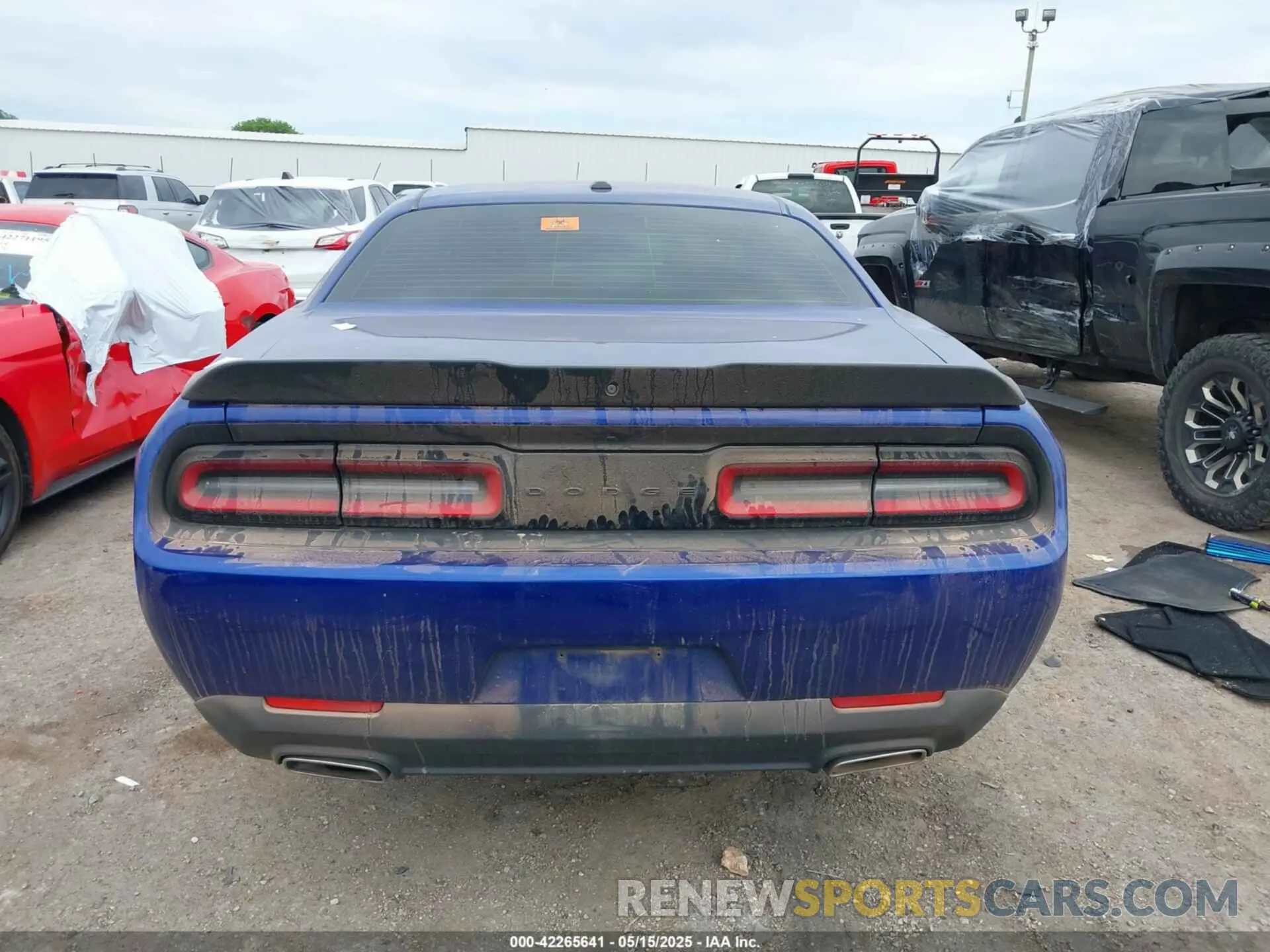 16 Photograph of a damaged car 2C3CDZAG0LH214878 DODGE CHALLENGER 2020