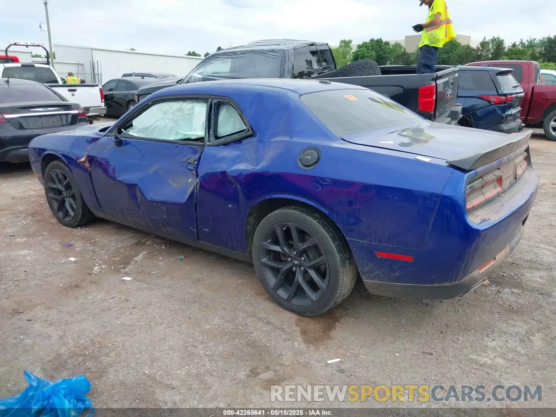 3 Photograph of a damaged car 2C3CDZAG0LH214878 DODGE CHALLENGER 2020