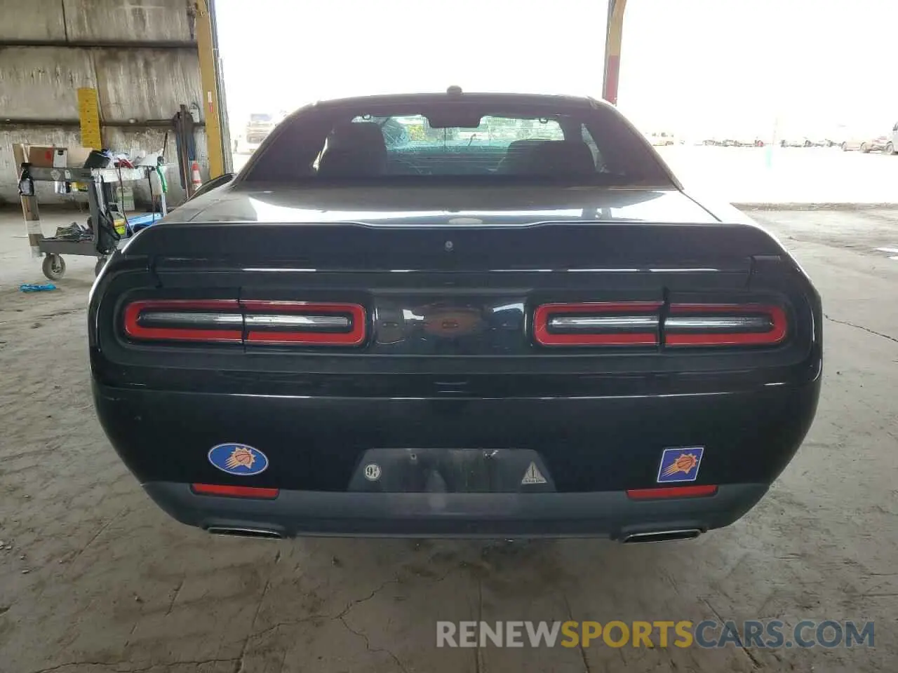 6 Photograph of a damaged car 2C3CDZAG1LH148650 DODGE CHALLENGER 2020