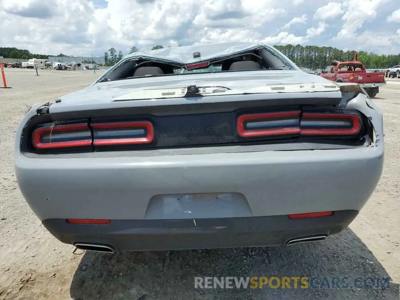 6 Photograph of a damaged car 2C3CDZAG1LH202254 DODGE CHALLENGER 2020