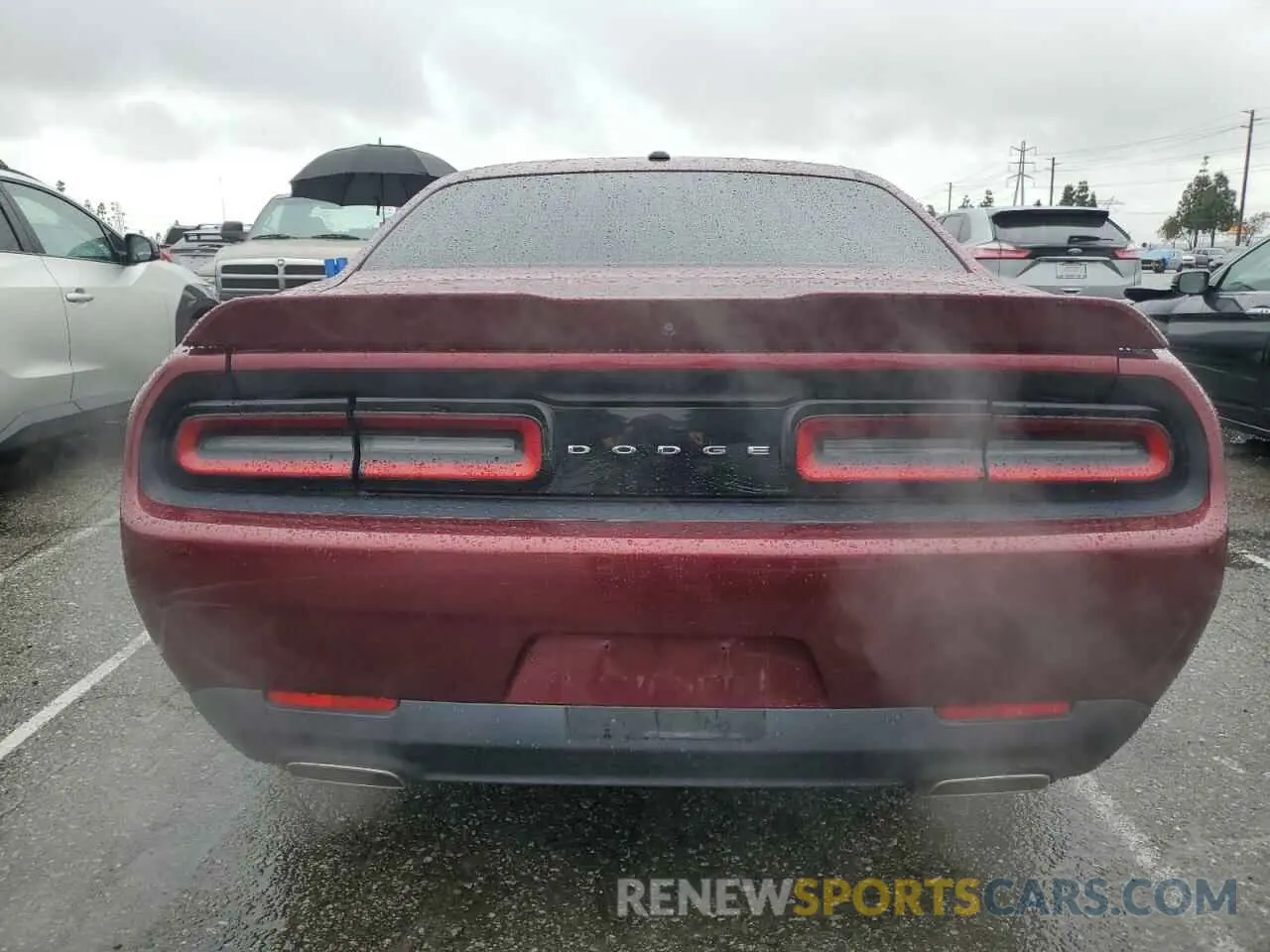 6 Photograph of a damaged car 2C3CDZAG2LH104222 DODGE CHALLENGER 2020