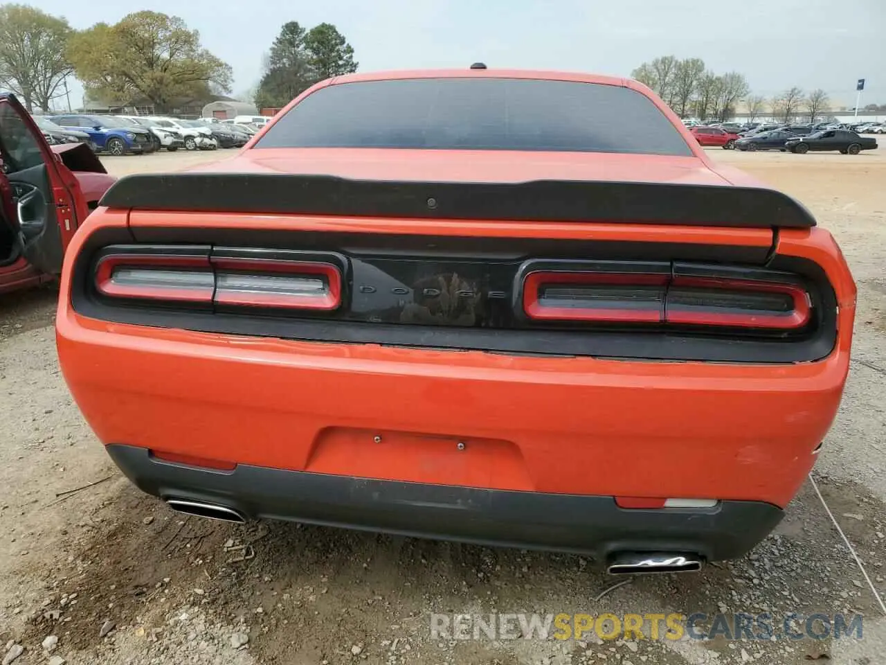 6 Photograph of a damaged car 2C3CDZAG2LH202019 DODGE CHALLENGER 2020
