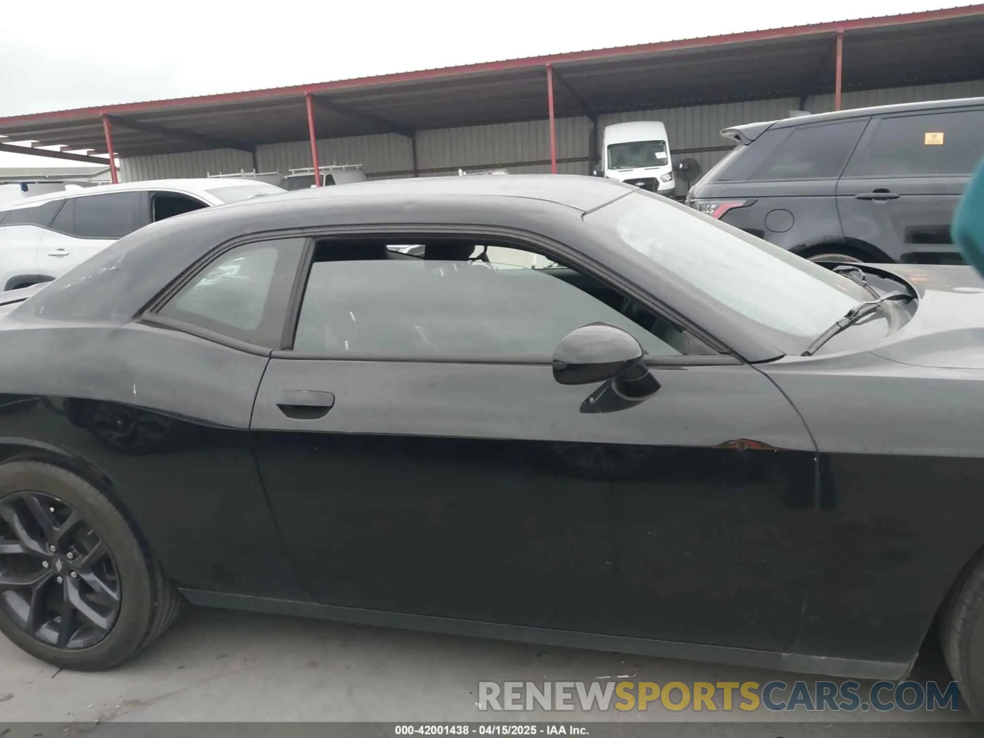 13 Photograph of a damaged car 2C3CDZAG3LH202188 DODGE CHALLENGER 2020