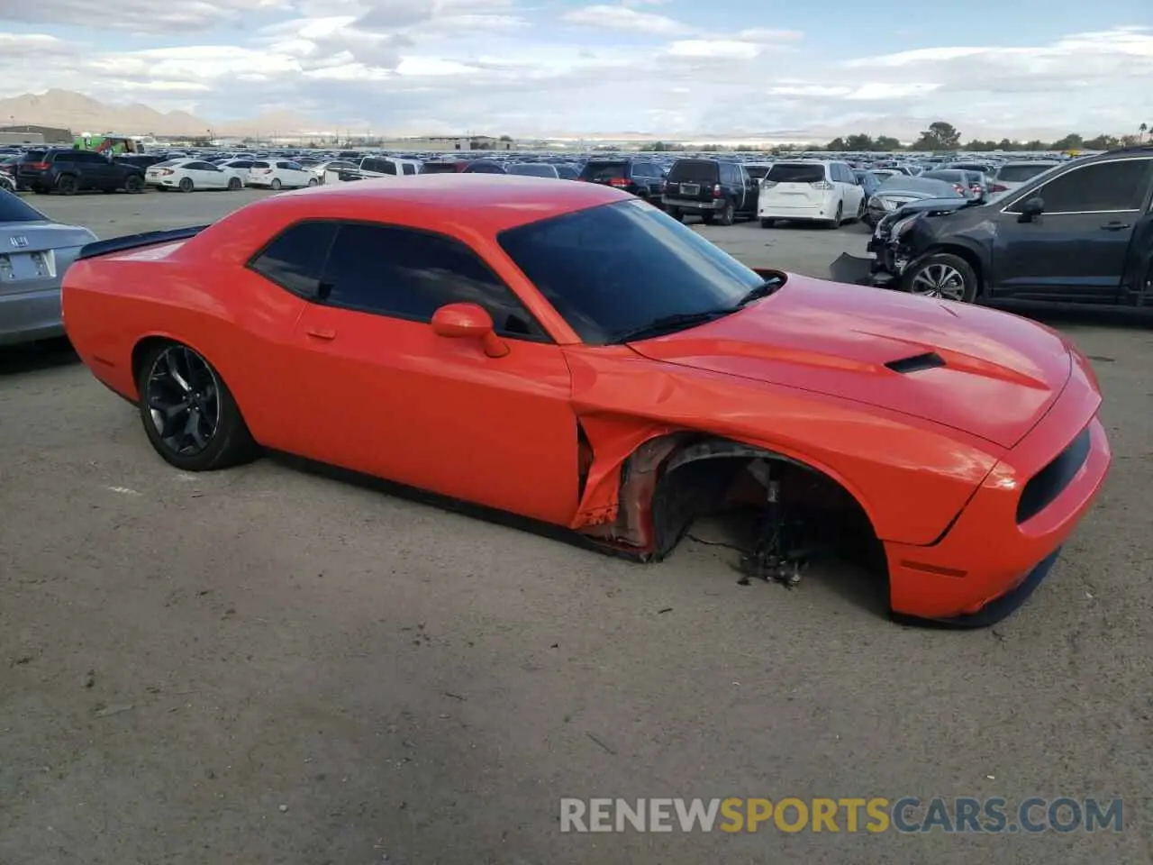 4 Photograph of a damaged car 2C3CDZAG3LH240228 DODGE CHALLENGER 2020