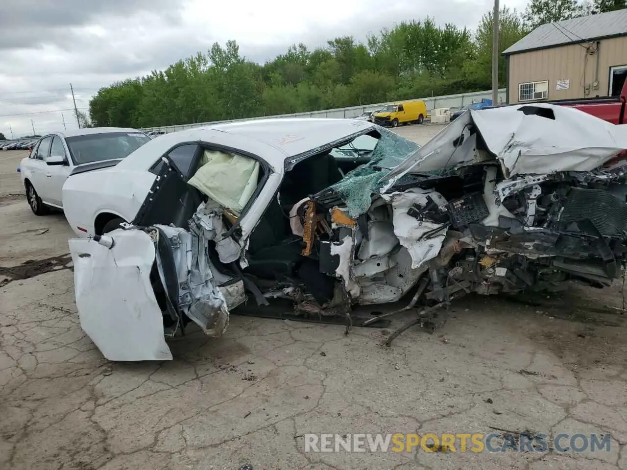 4 Photograph of a damaged car 2C3CDZAG4LH161344 DODGE CHALLENGER 2020