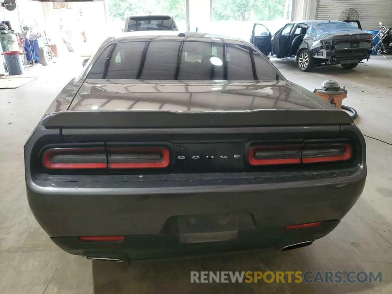 6 Photograph of a damaged car 2C3CDZAG4LH214429 DODGE CHALLENGER 2020