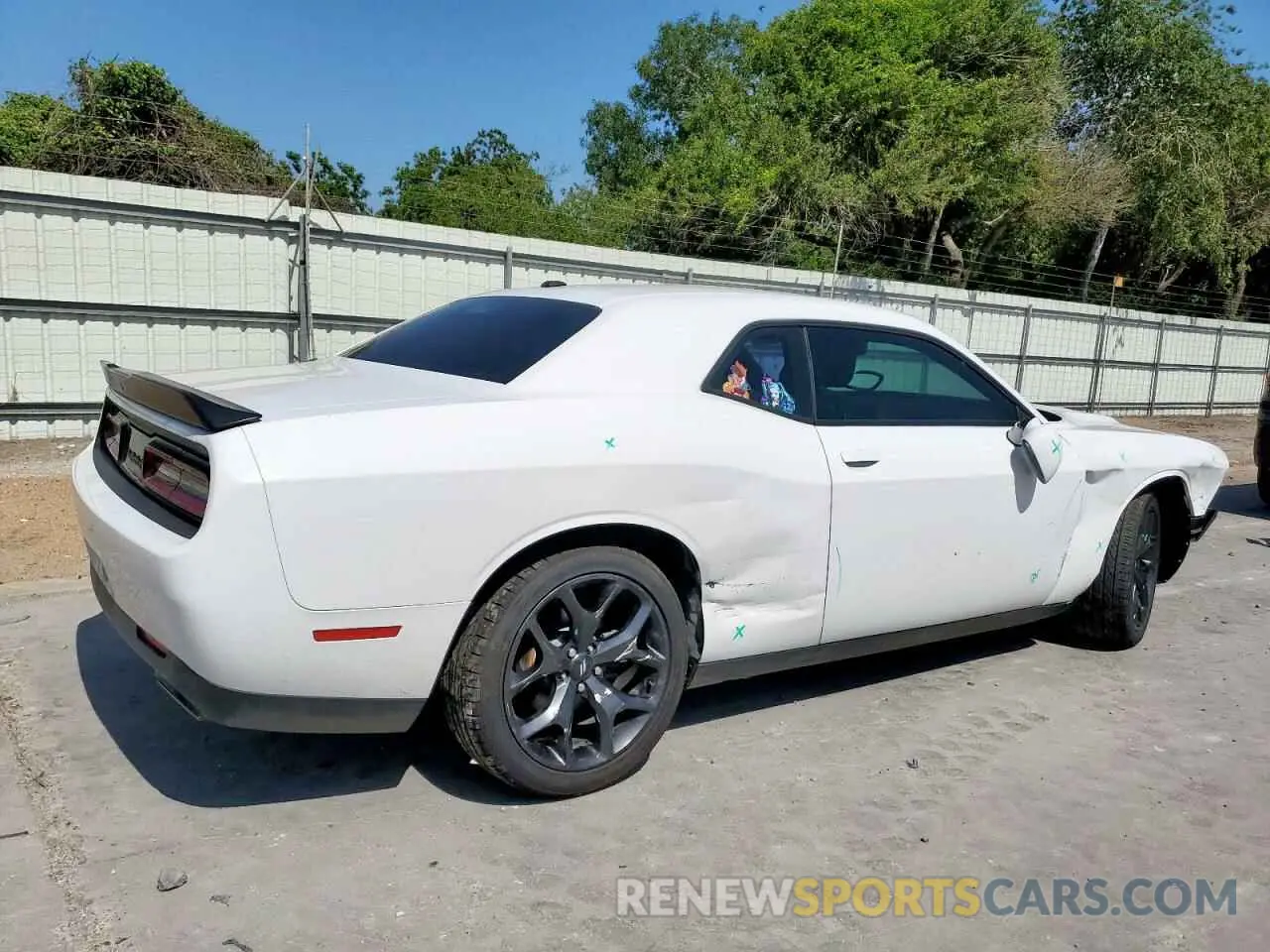 3 Photograph of a damaged car 2C3CDZAG4LH243350 DODGE CHALLENGER 2020