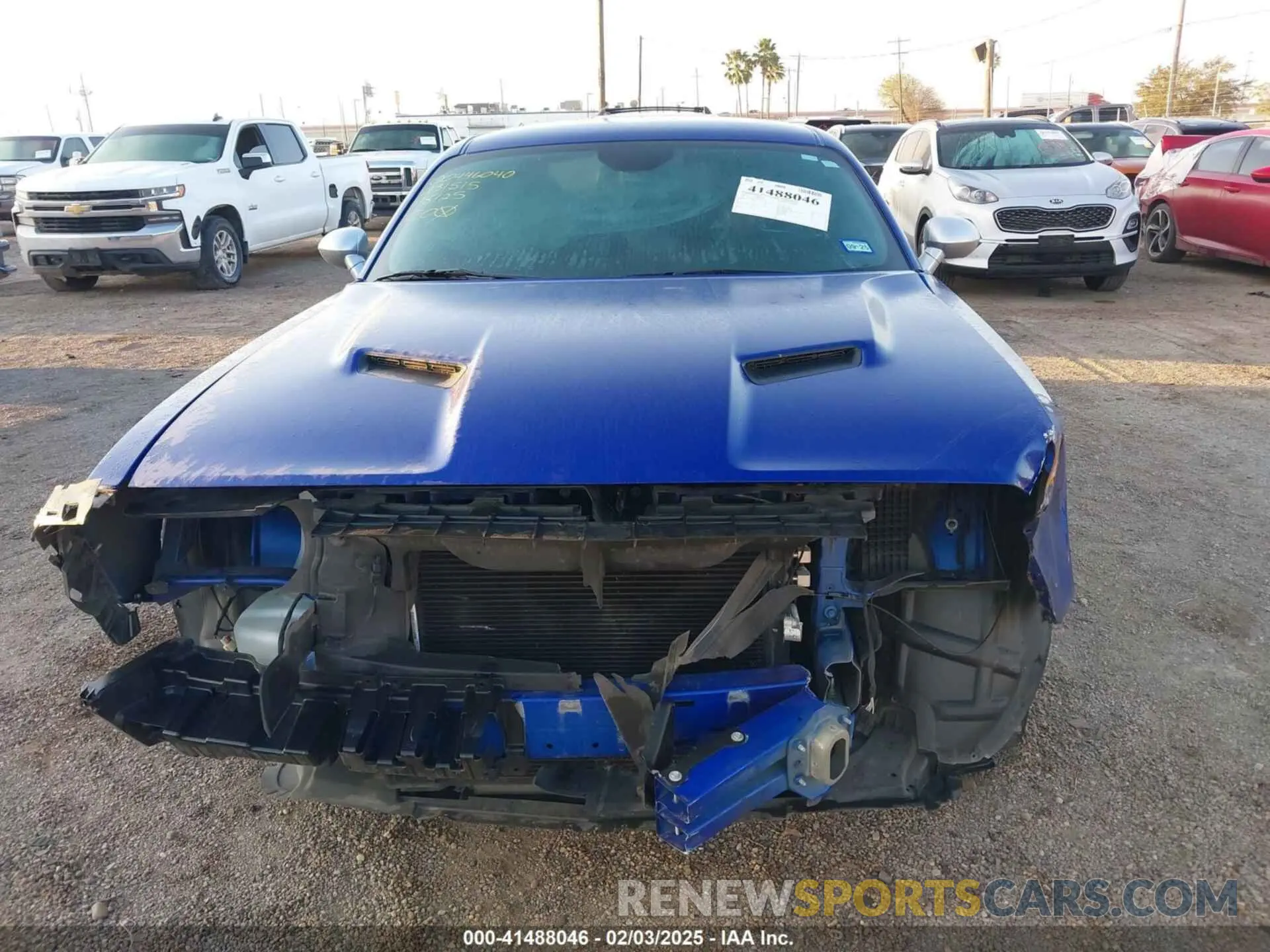 13 Photograph of a damaged car 2C3CDZAG5LH231515 DODGE CHALLENGER 2020