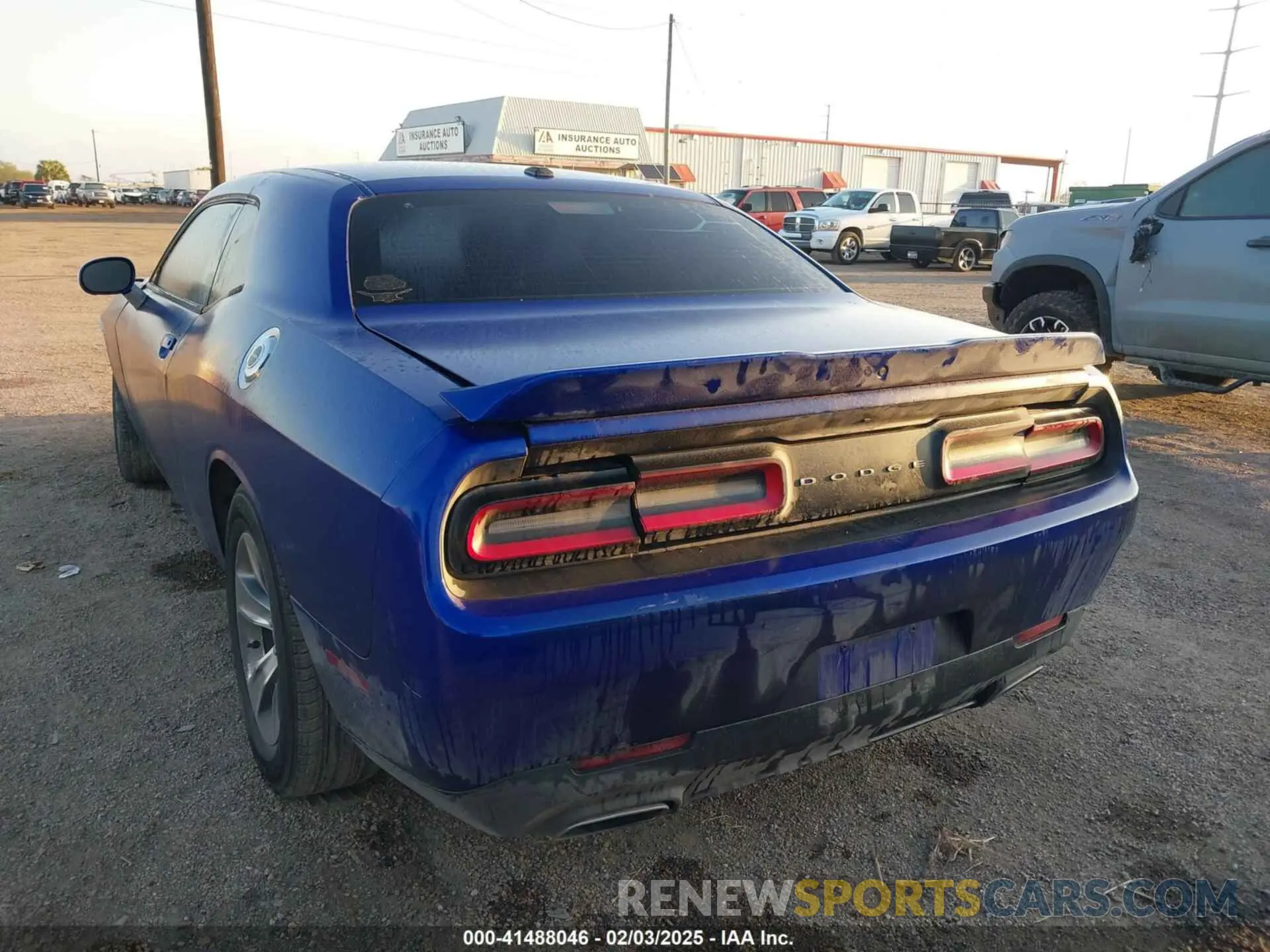3 Photograph of a damaged car 2C3CDZAG5LH231515 DODGE CHALLENGER 2020
